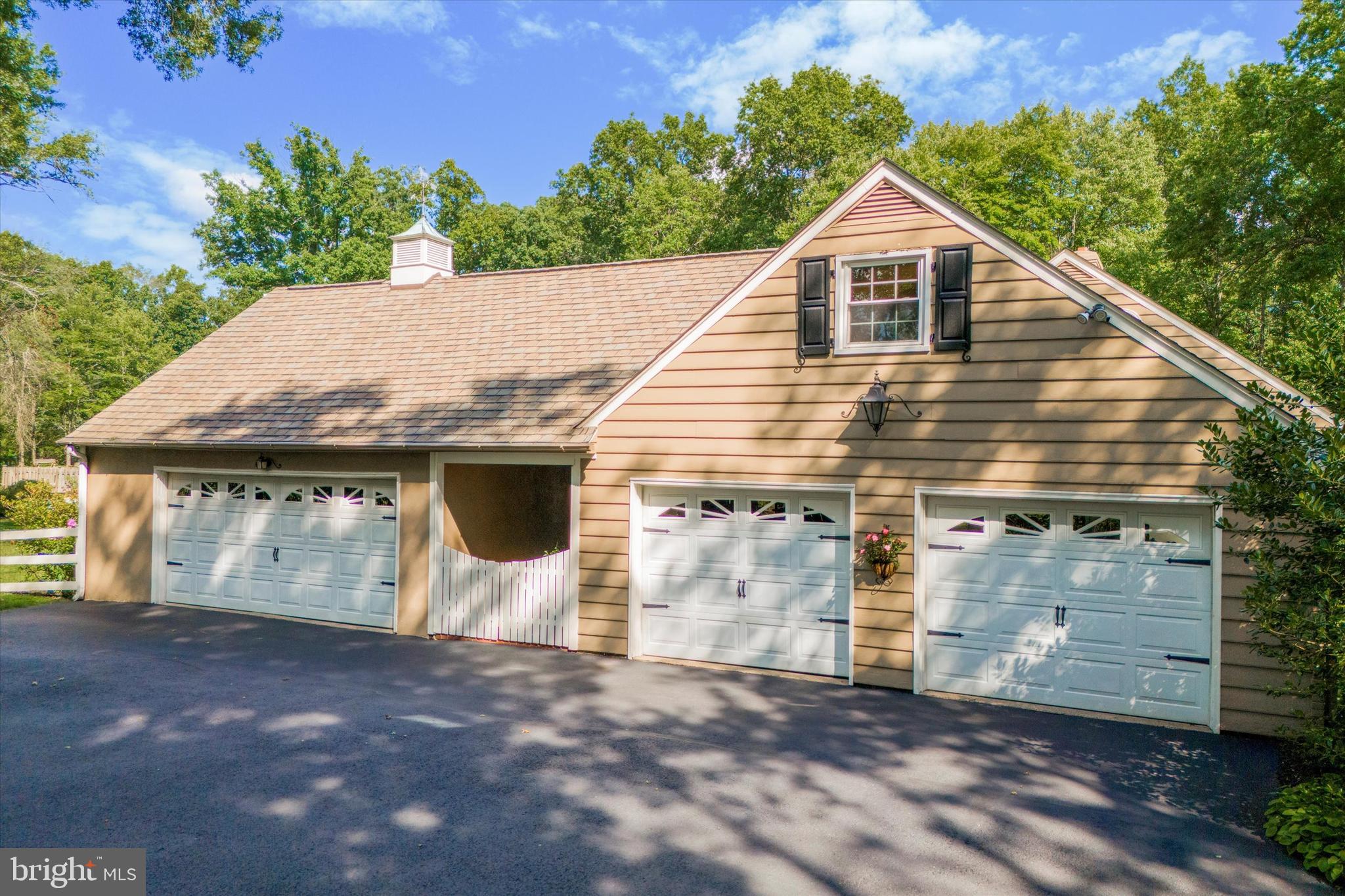 DOYLESTOWN - Residential