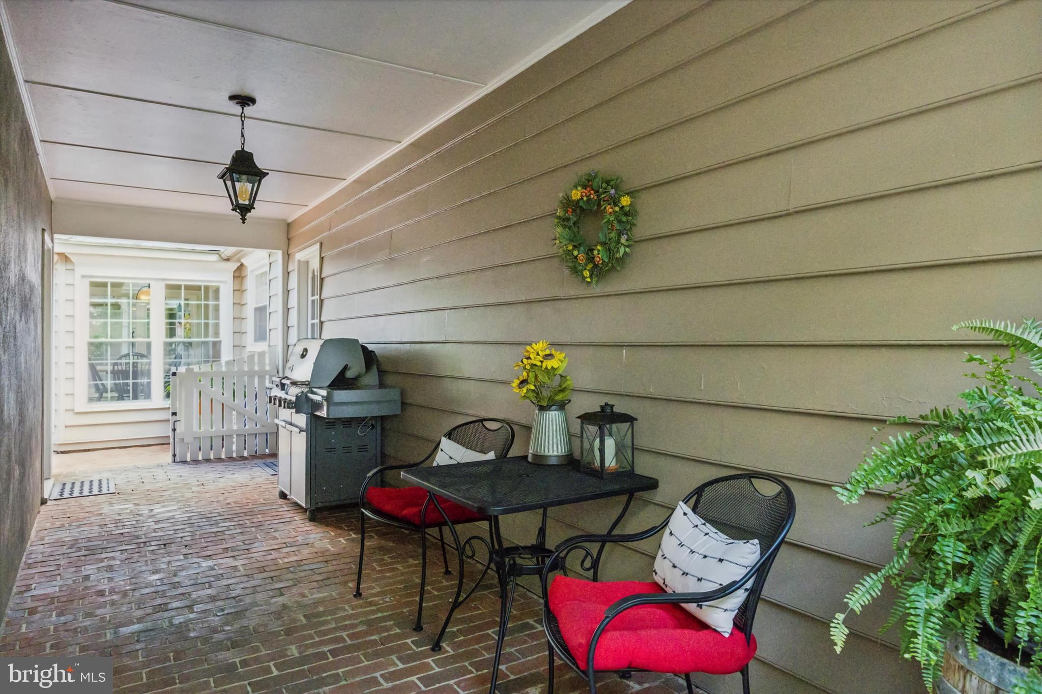 DOYLESTOWN - Residential