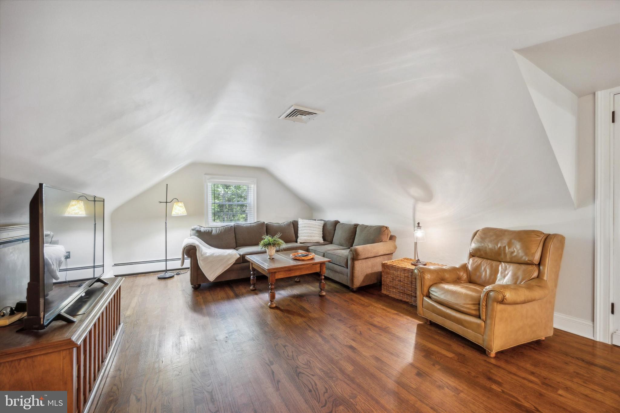 DOYLESTOWN - Residential