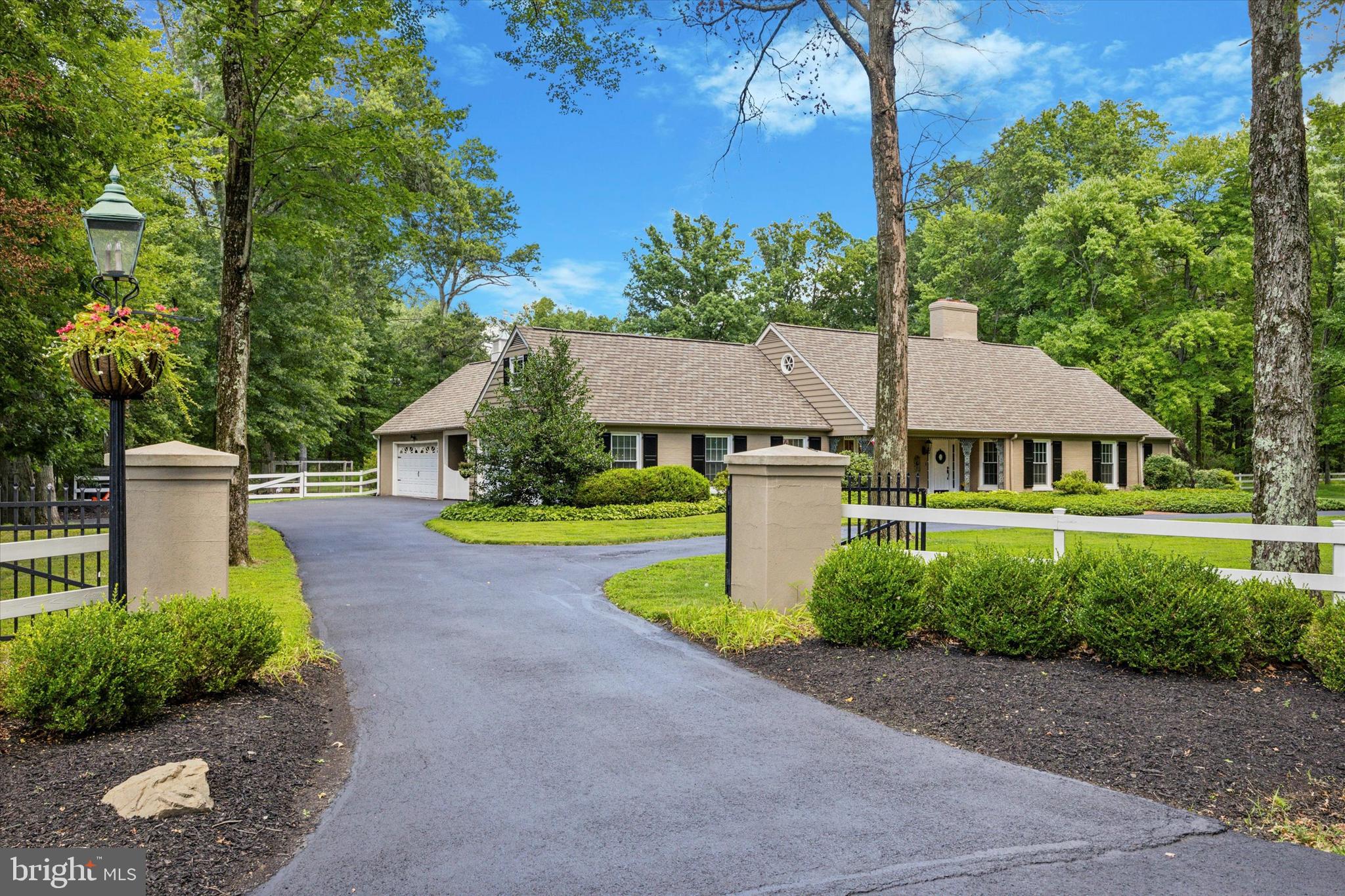 DOYLESTOWN - Residential