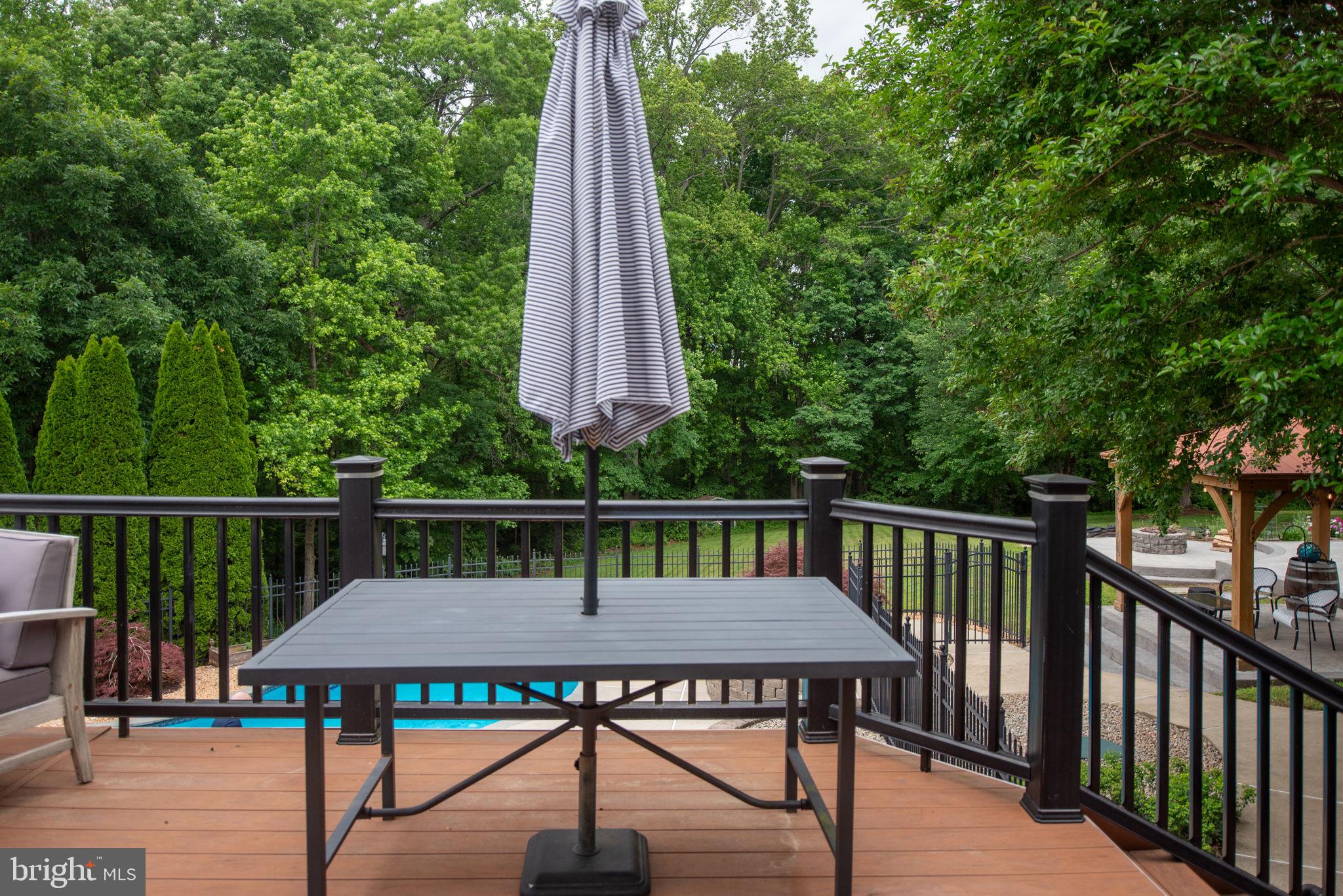 NI RIVER LANDING - Residential