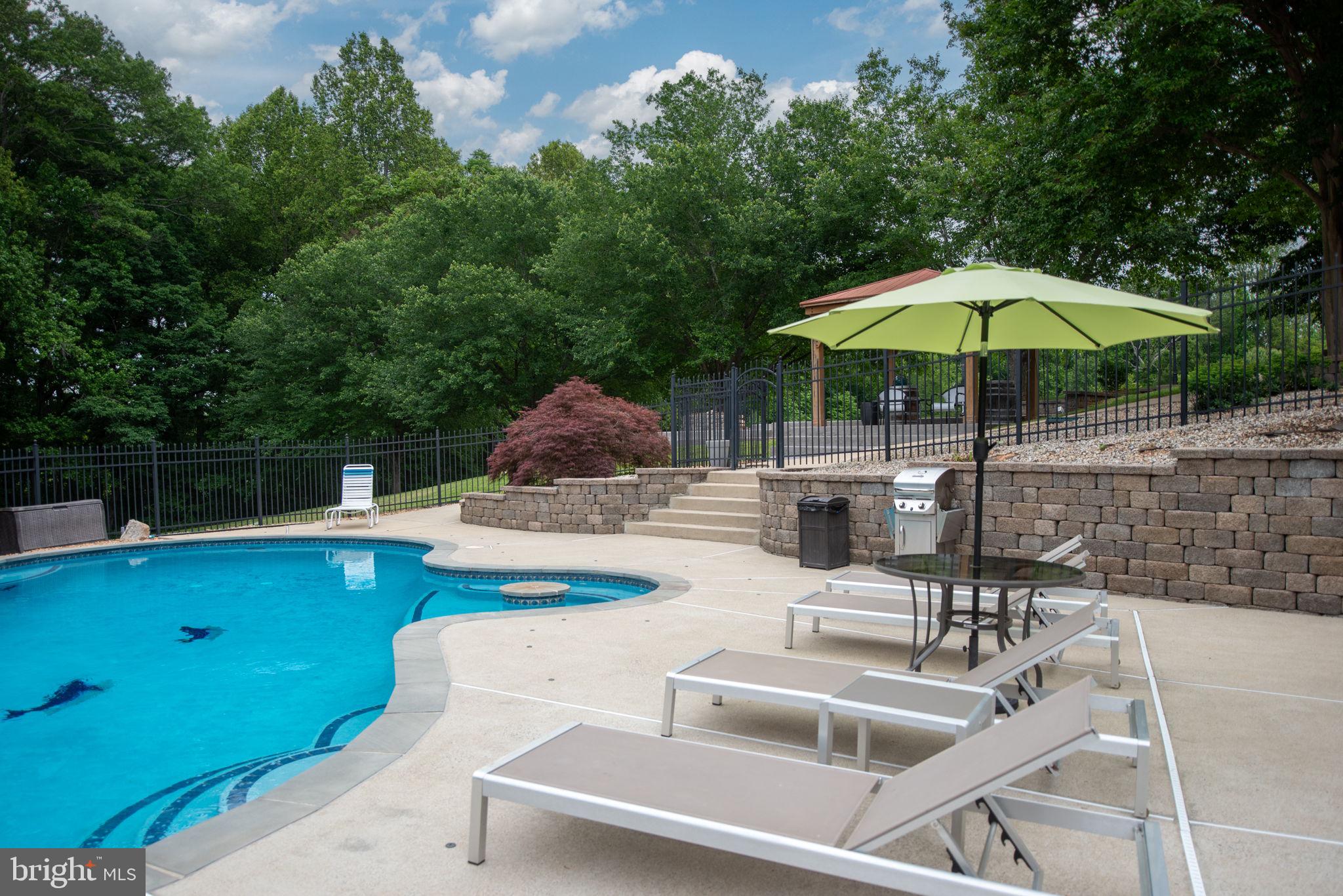 NI RIVER LANDING - Residential