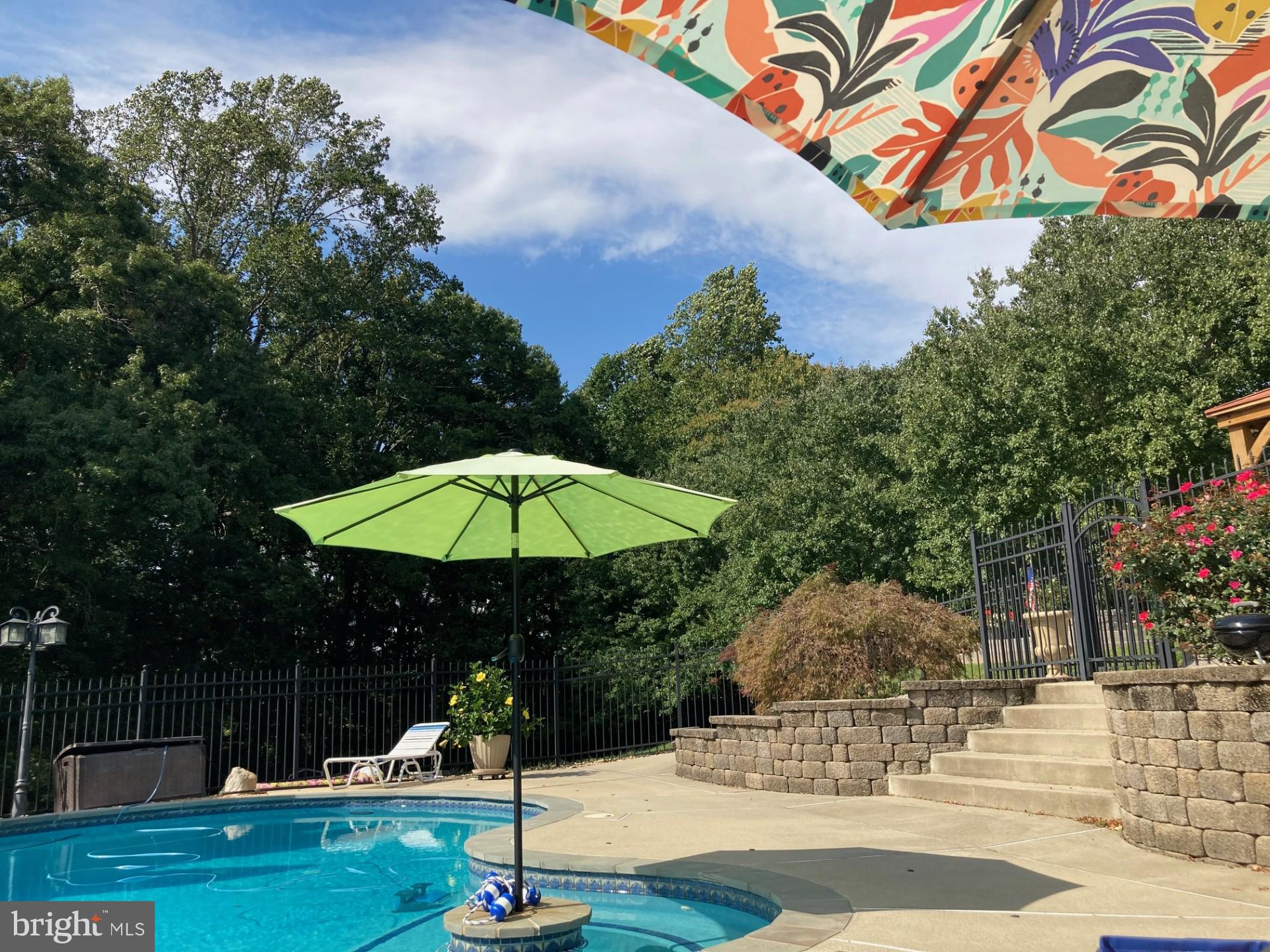 NI RIVER LANDING - Residential