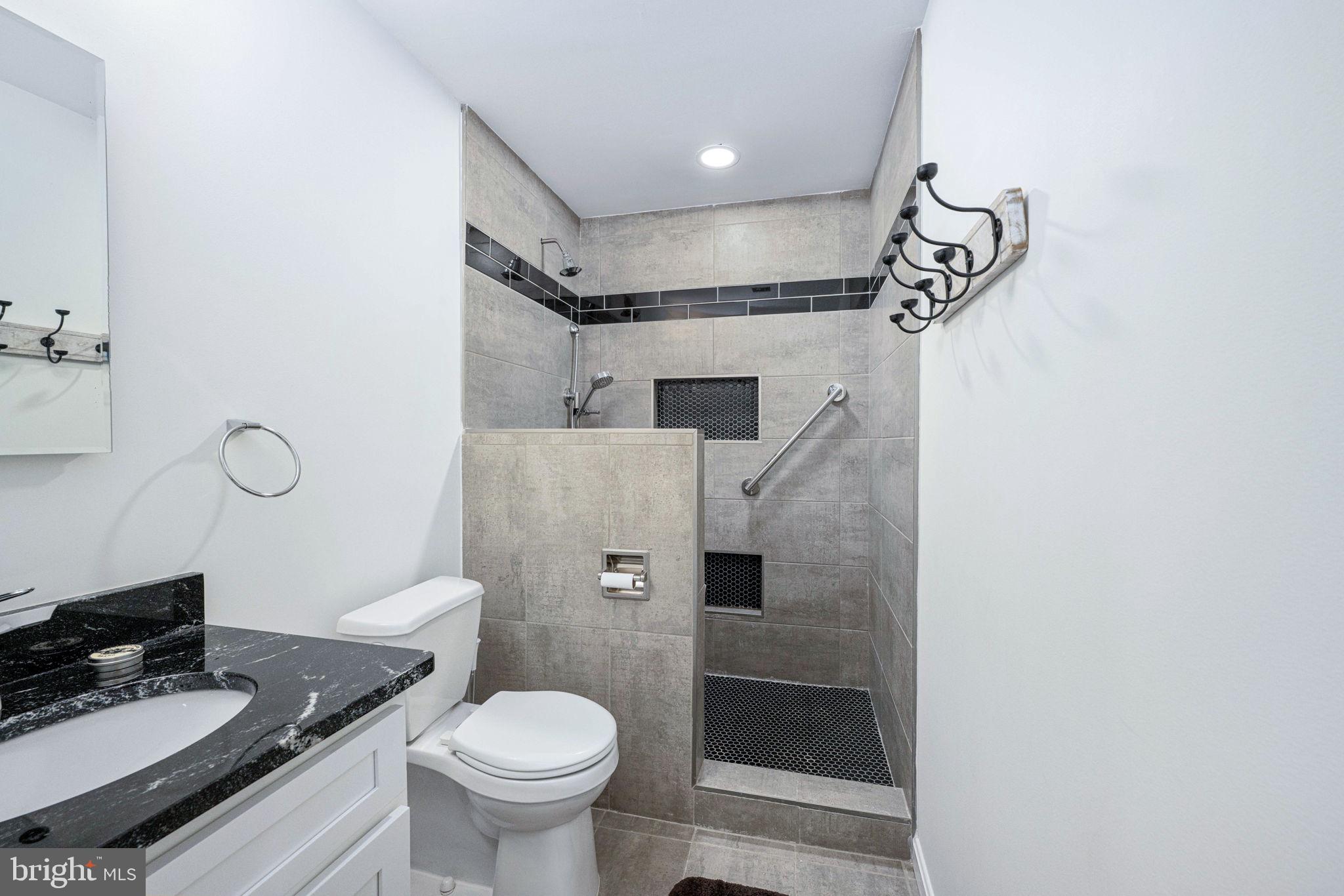 NI RIVER LANDING - Residential