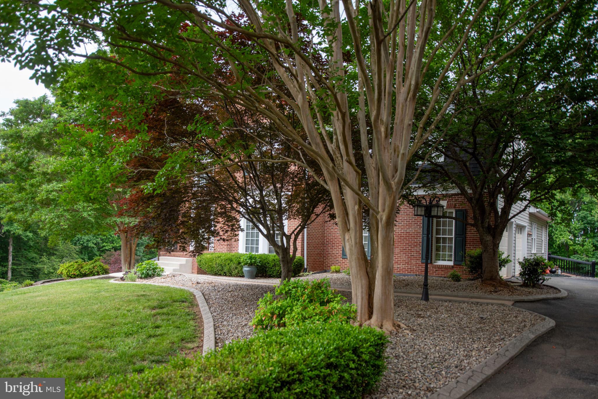 NI RIVER LANDING - Residential