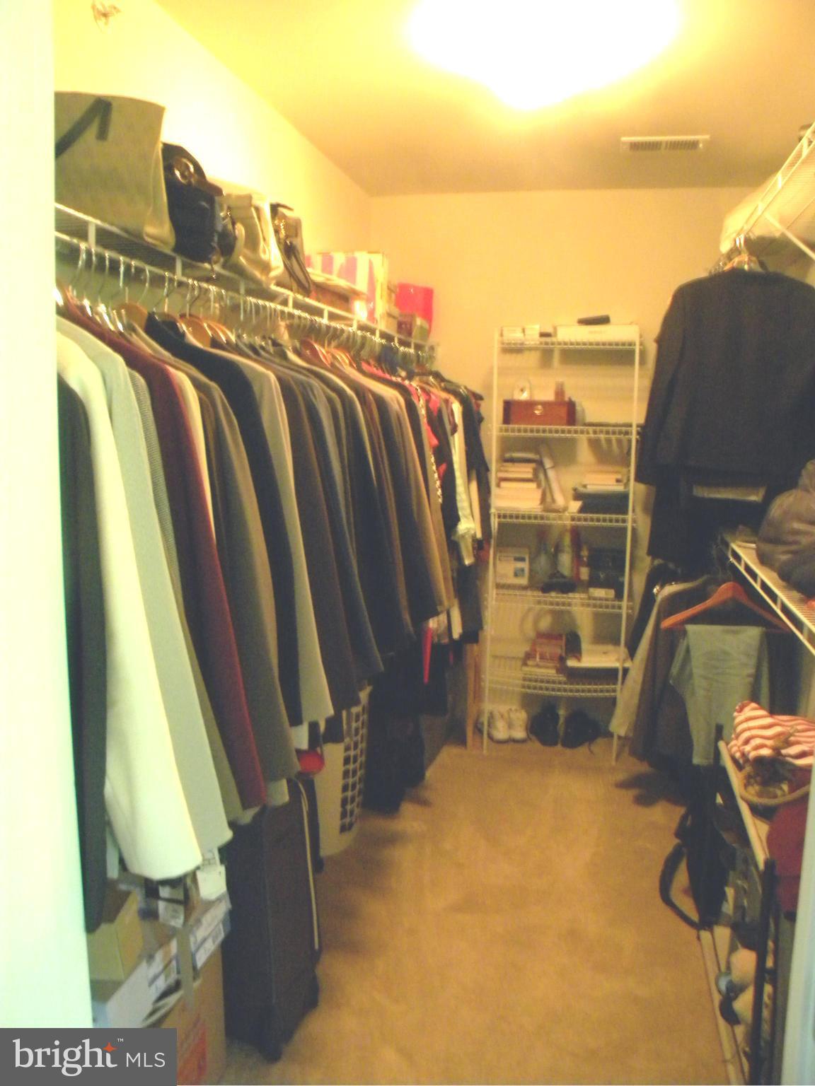 EAGLES POINTE - Residential