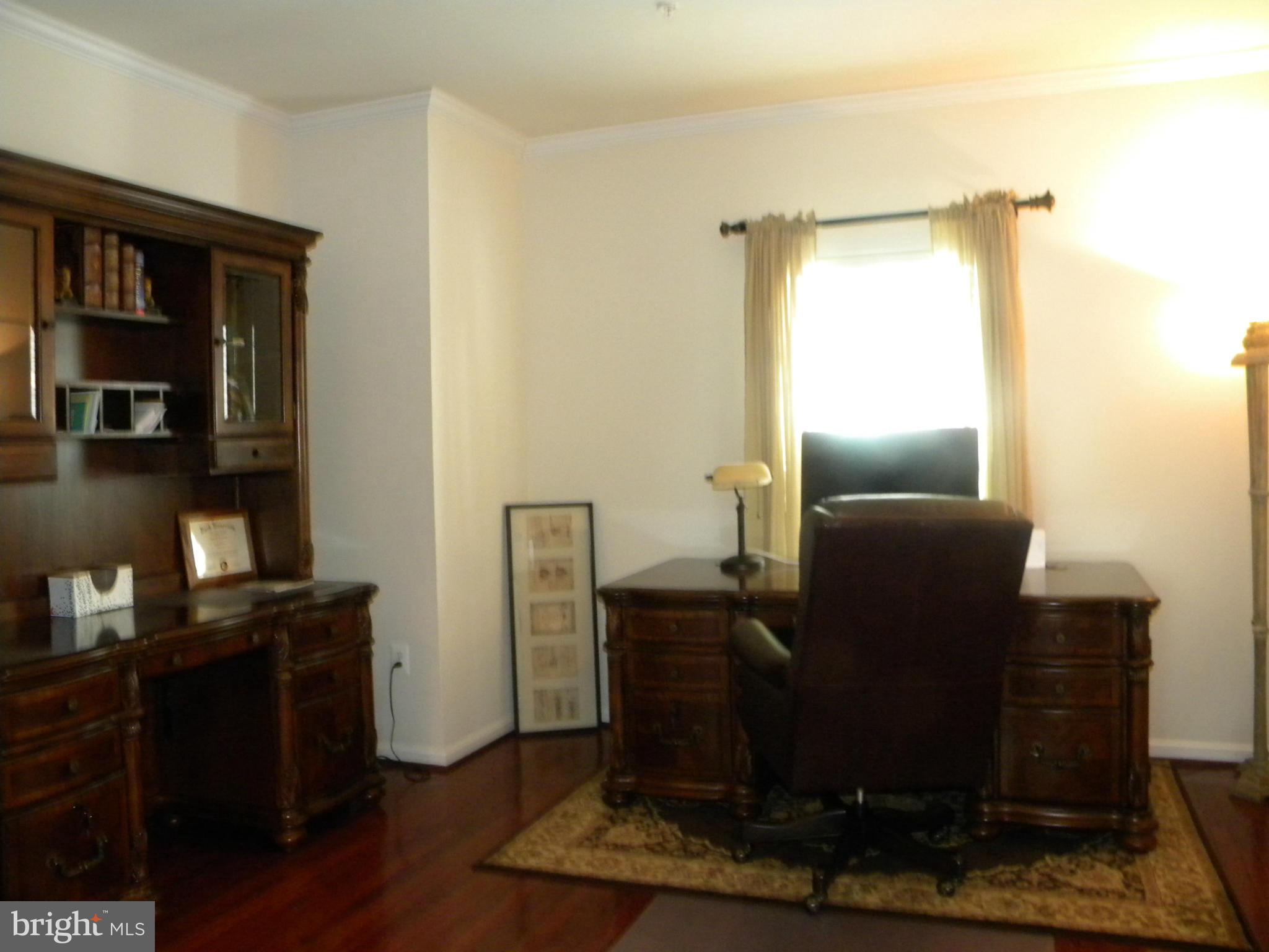 EAGLES POINTE - Residential