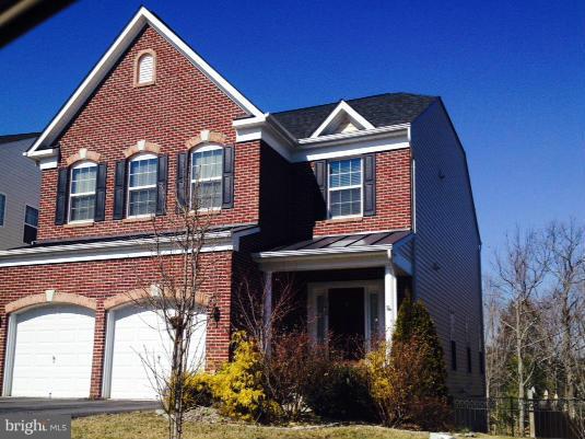 EAGLES POINTE - Residential