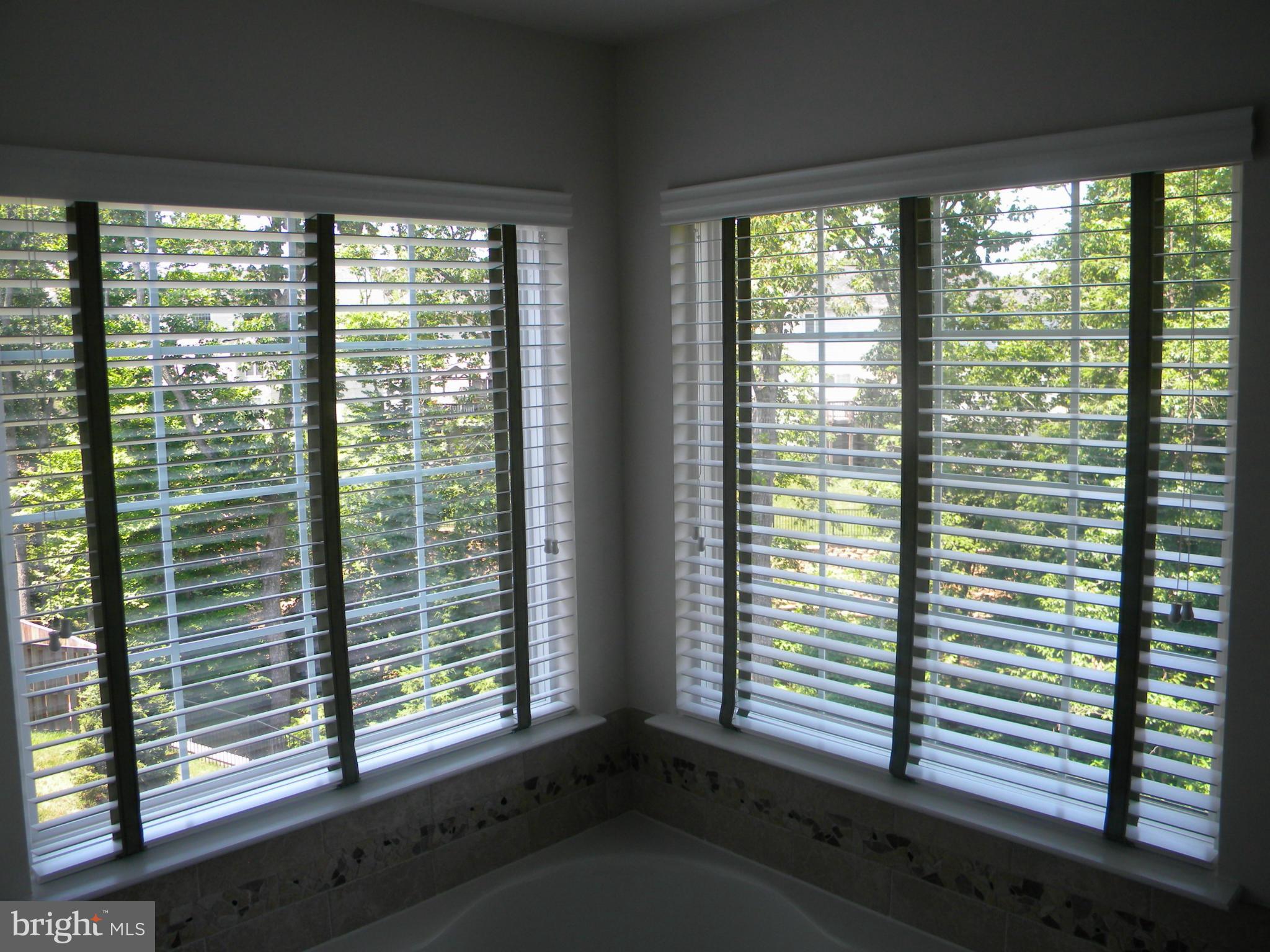 EAGLES POINTE - Residential