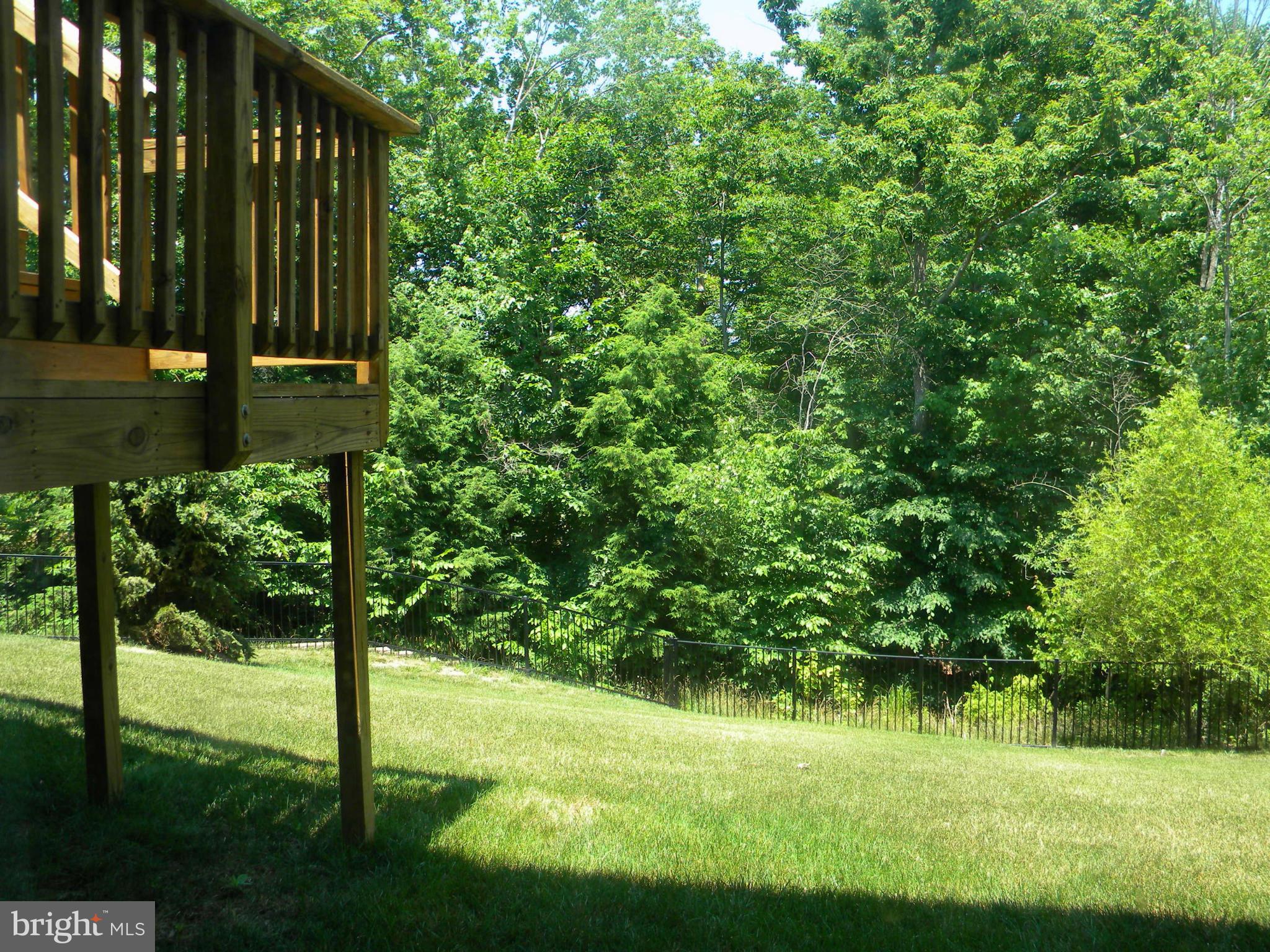 EAGLES POINTE - Residential