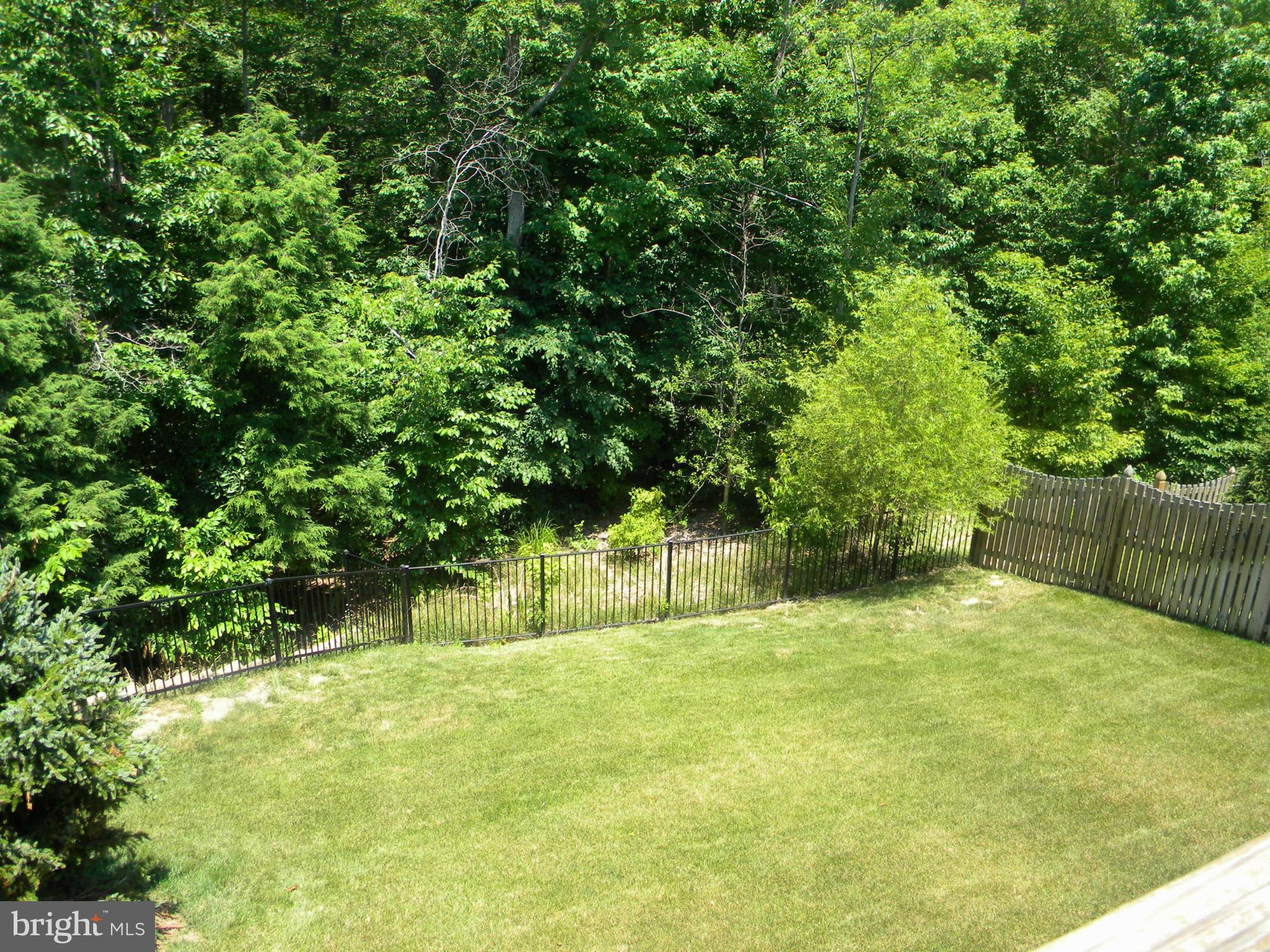 EAGLES POINTE - Residential