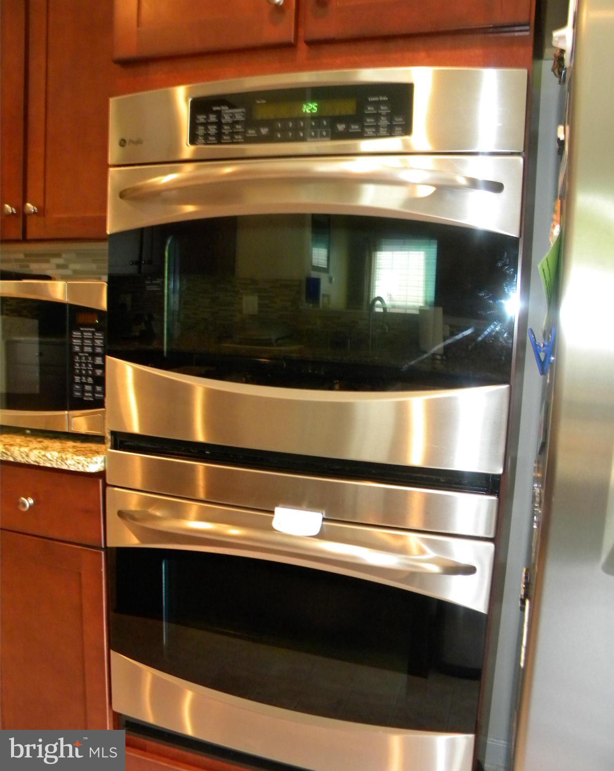 EAGLES POINTE - Residential