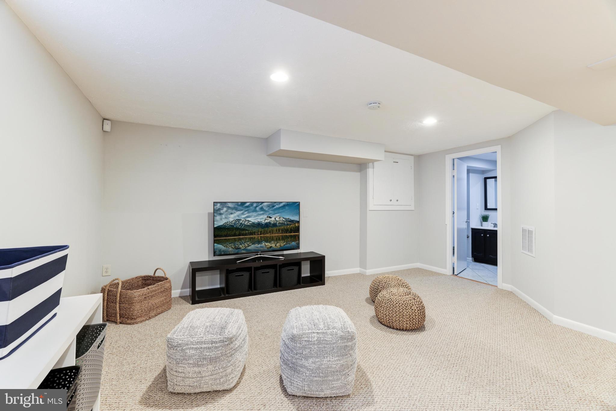 EUDORA - Residential