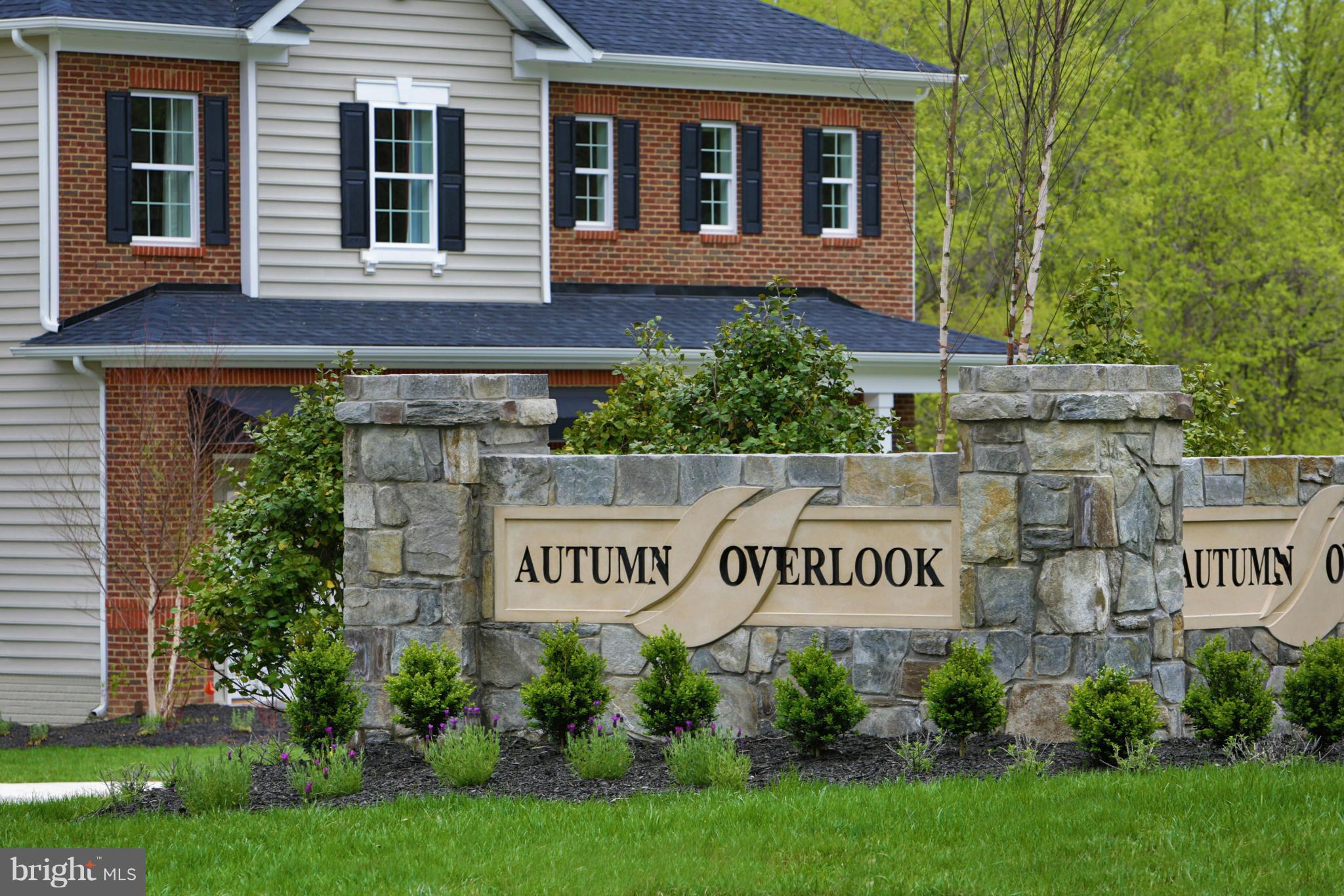 AUTUMN OVERLOOK - Residential