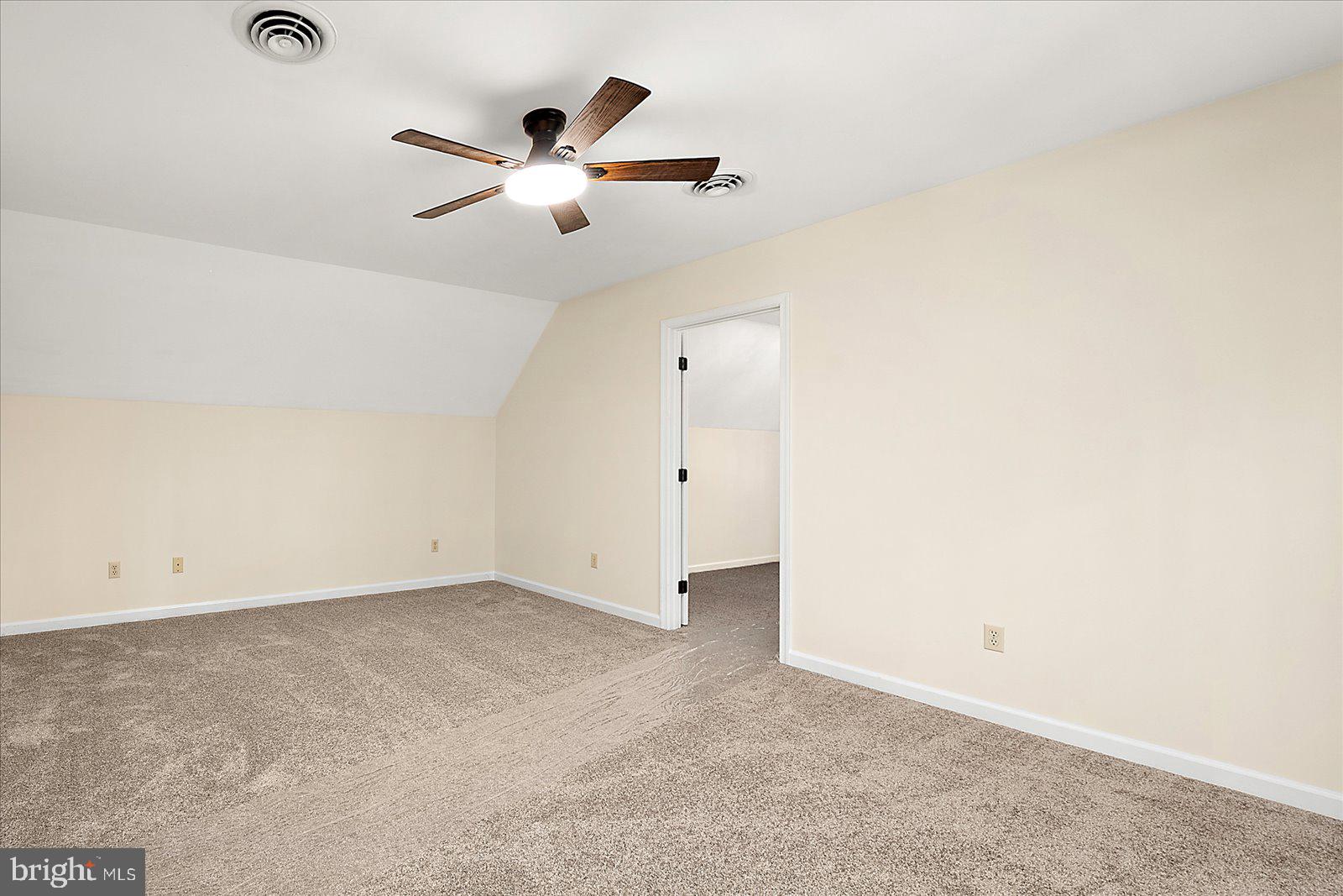 HUNTERS MILL - Residential