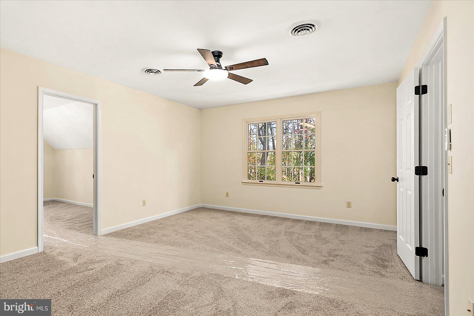 HUNTERS MILL - Residential