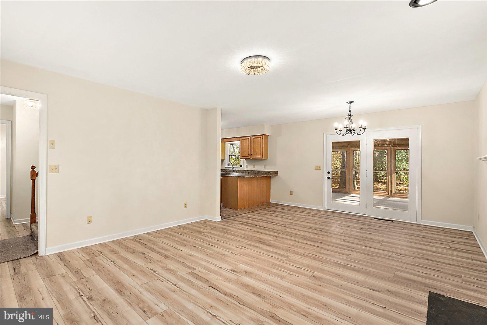 HUNTERS MILL - Residential