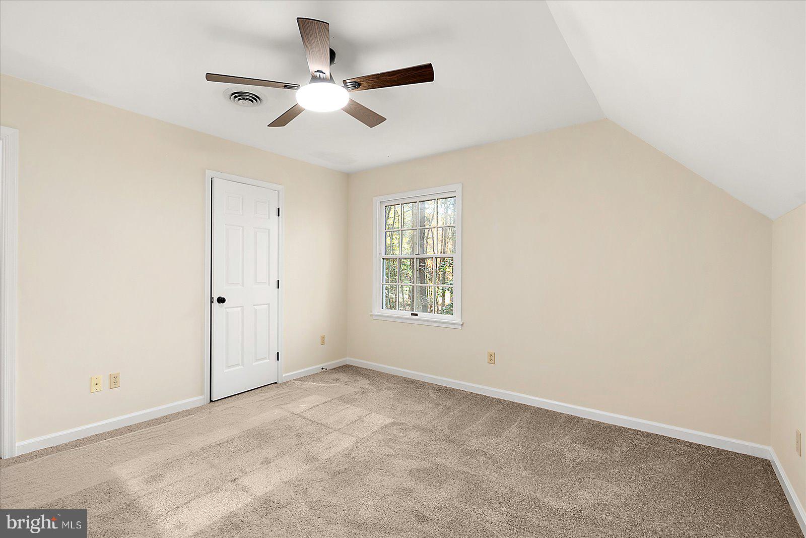 HUNTERS MILL - Residential