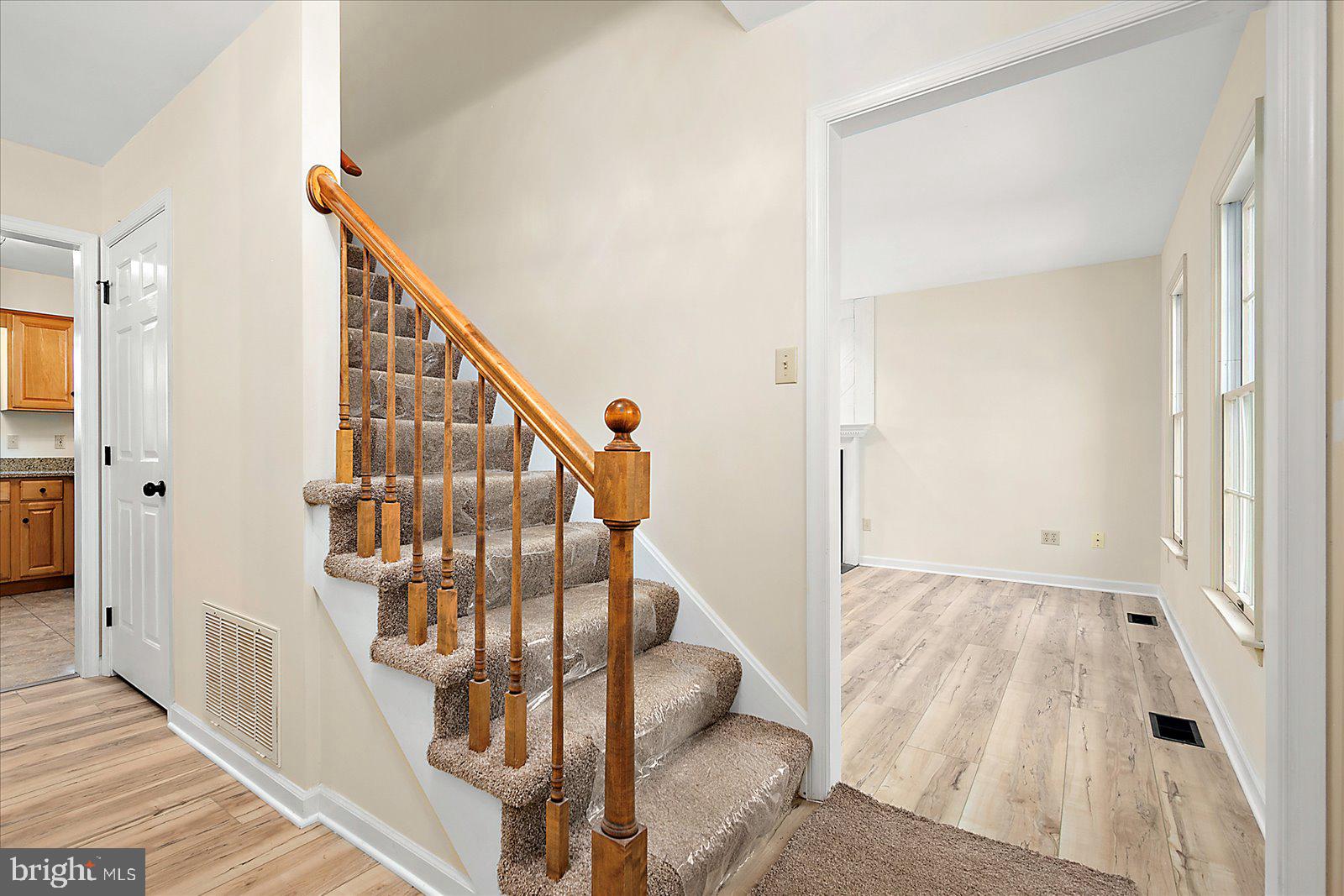 HUNTERS MILL - Residential