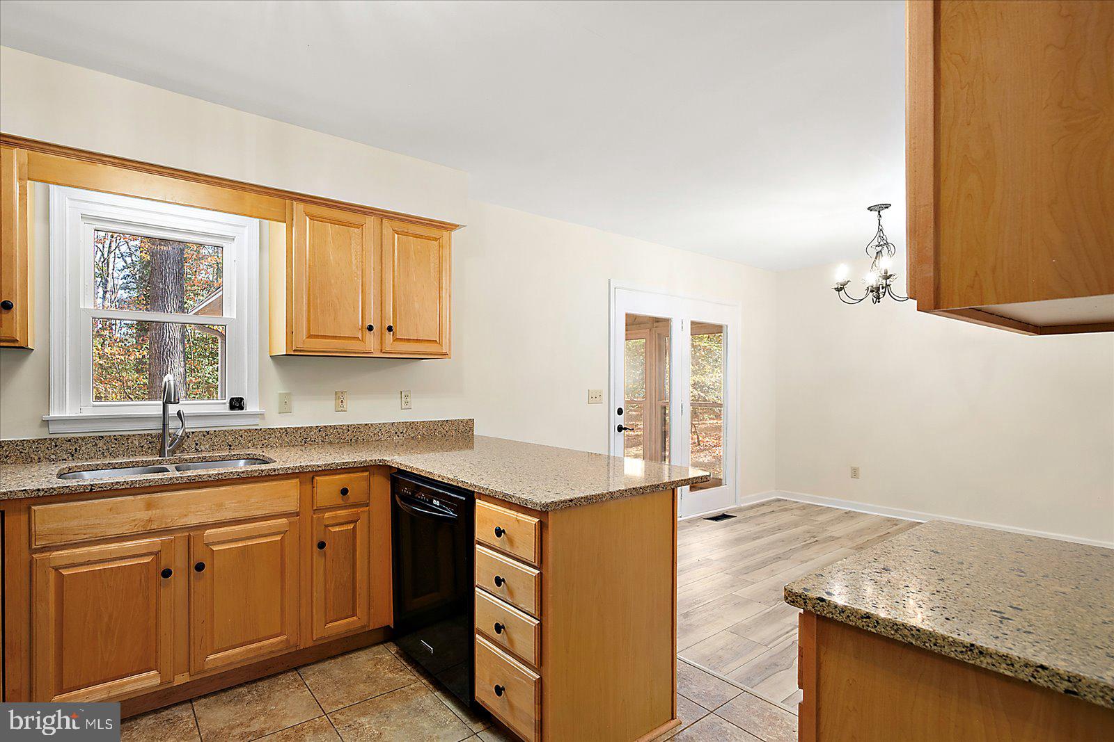 HUNTERS MILL - Residential