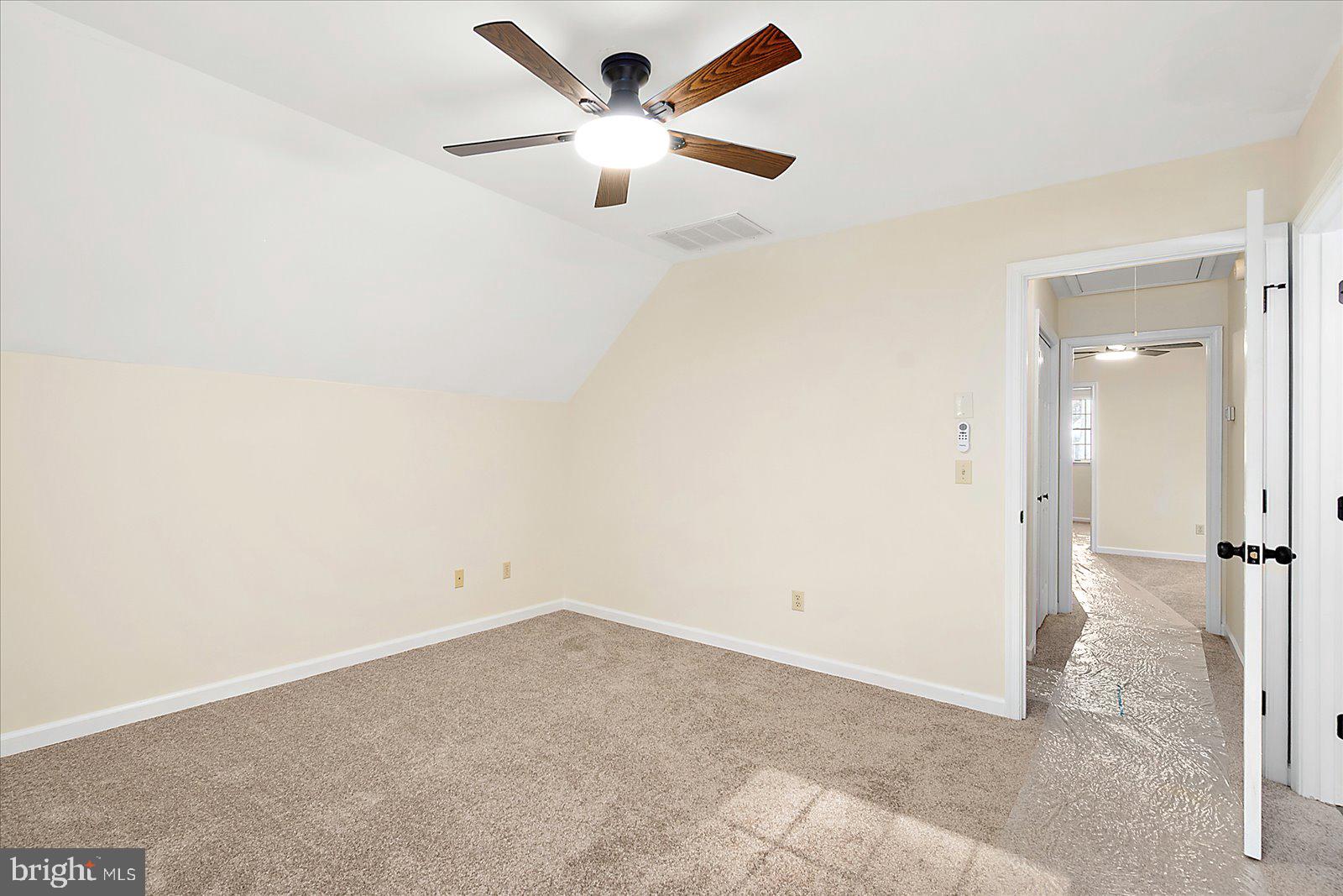 HUNTERS MILL - Residential