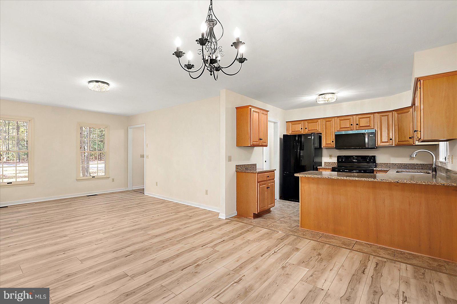 HUNTERS MILL - Residential