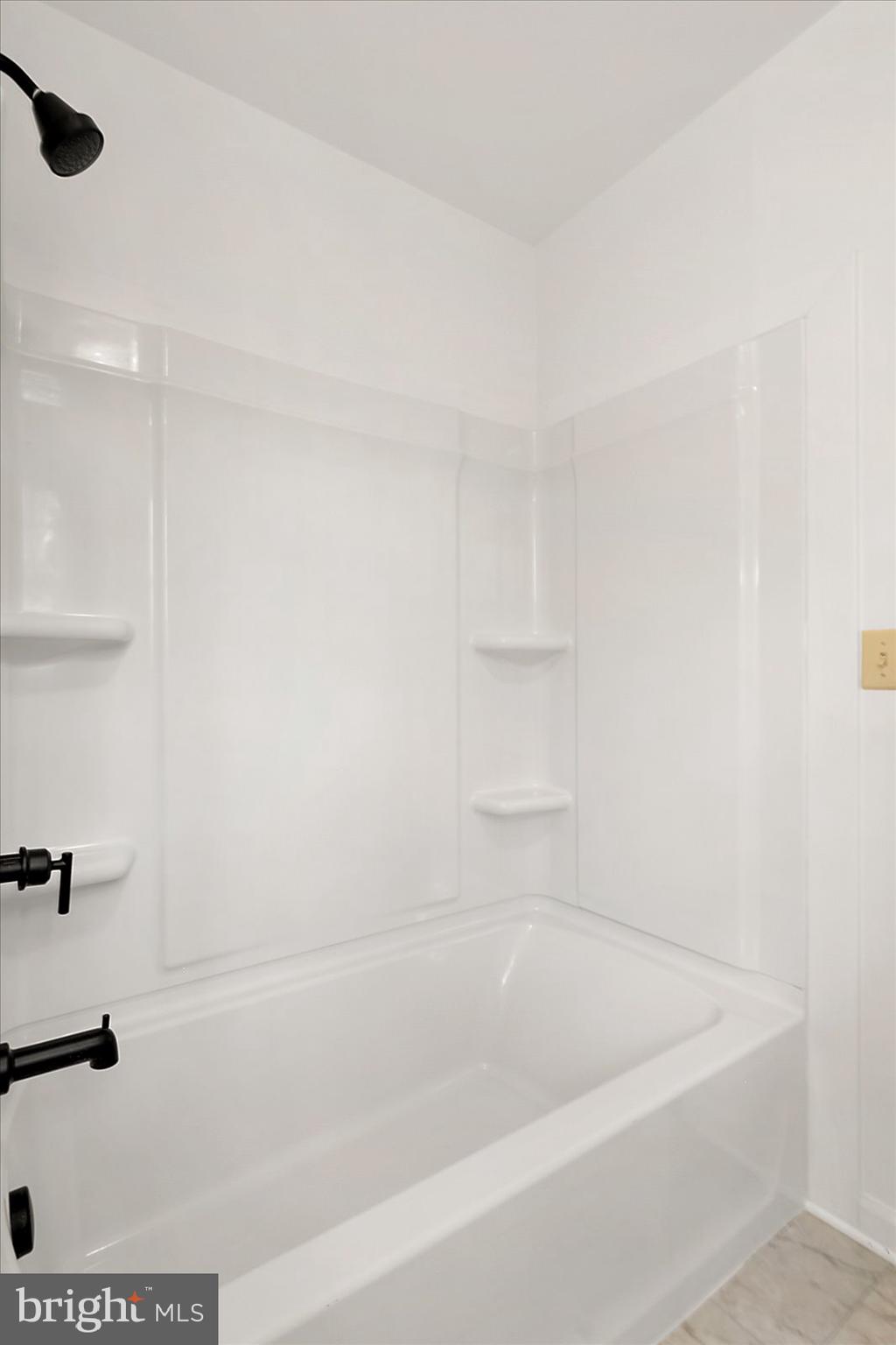 HUNTERS MILL - Residential