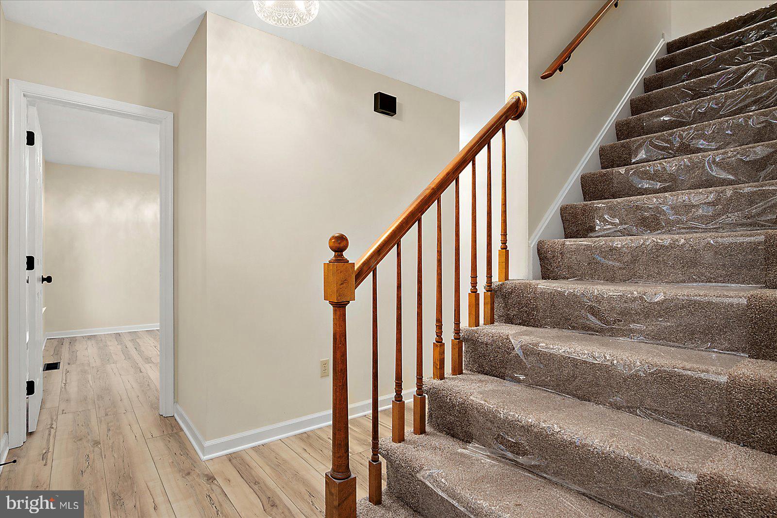 HUNTERS MILL - Residential