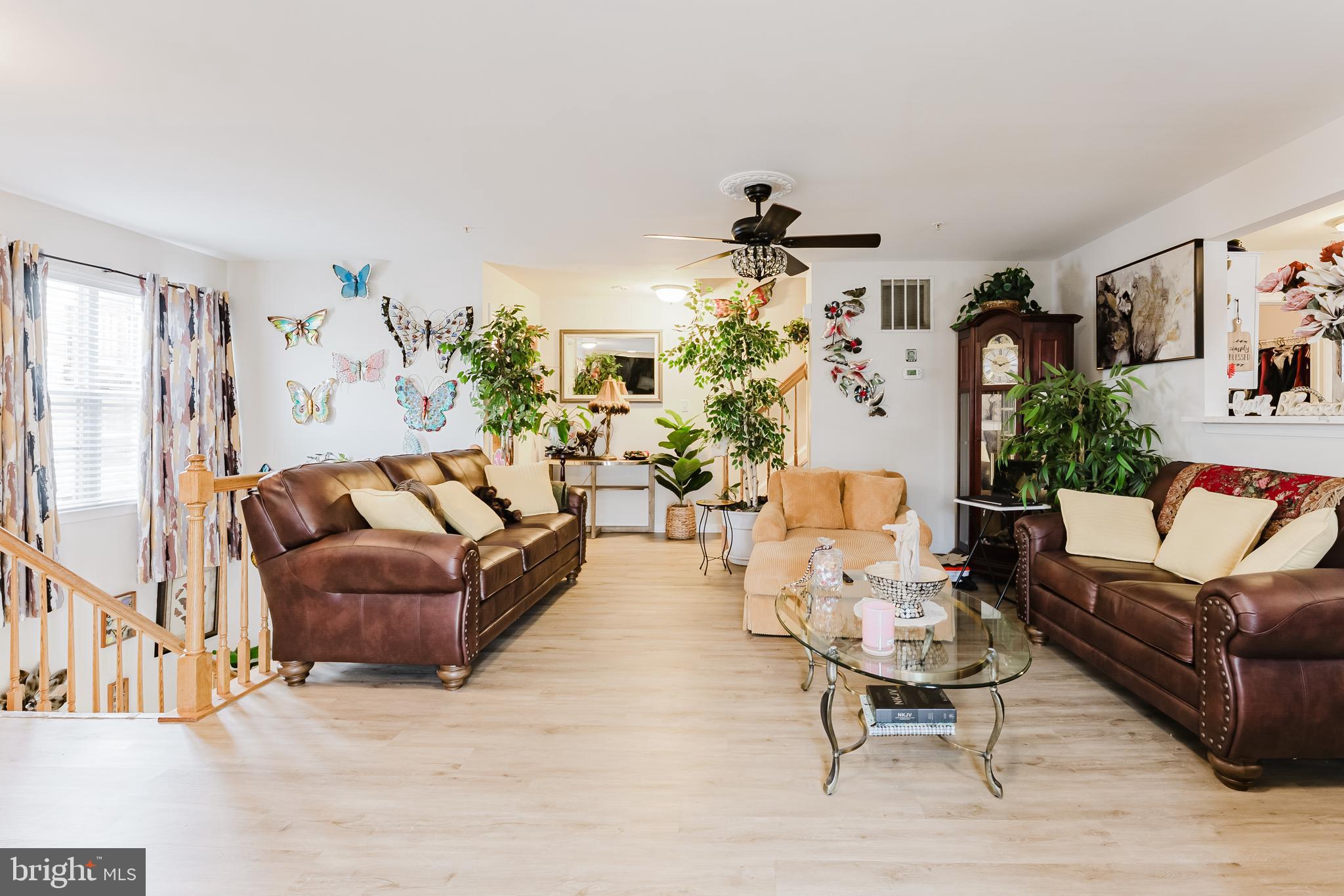 7985 COACHCREST COURT