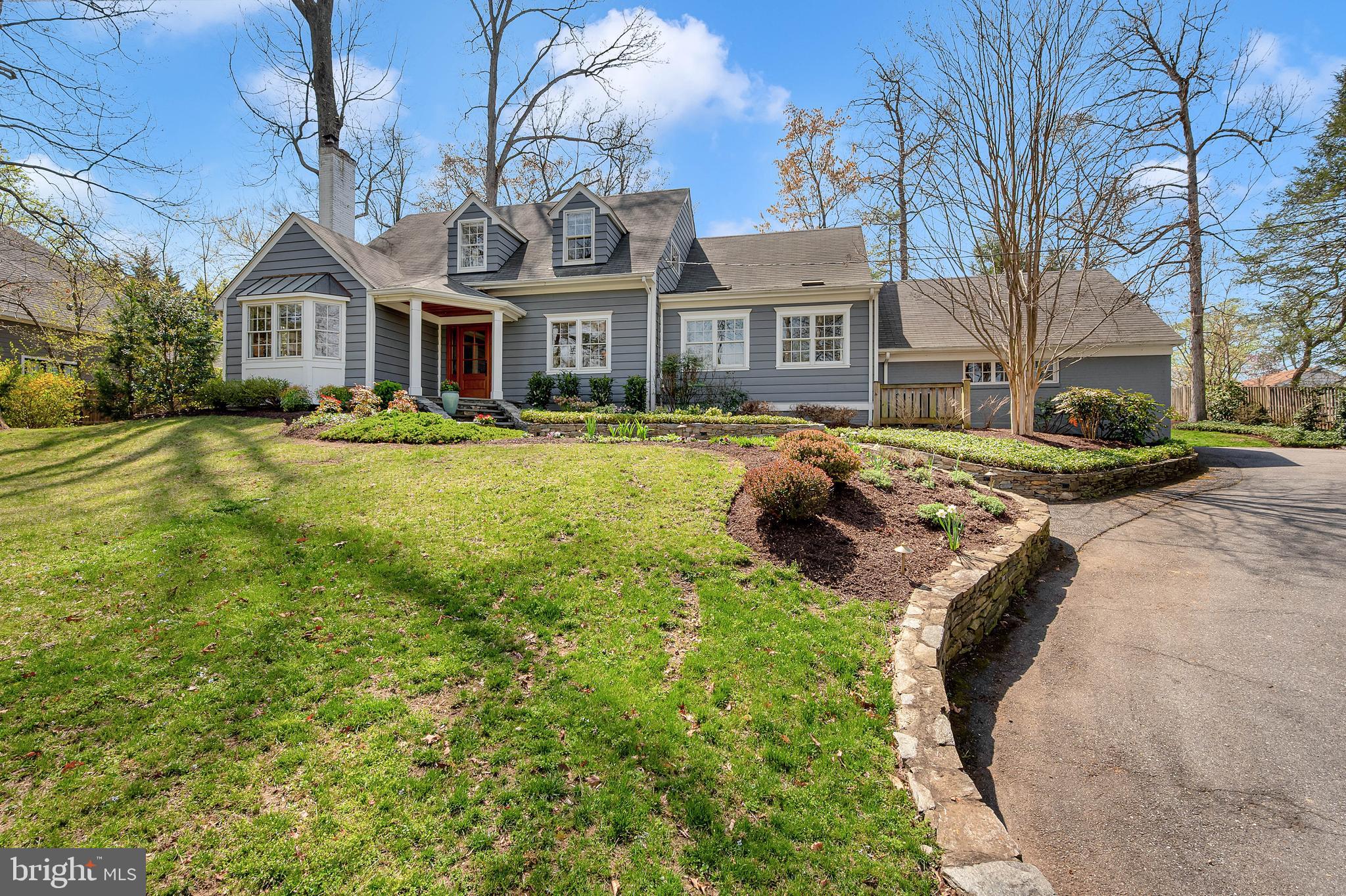 9218 ALDERSHOT DRIVE