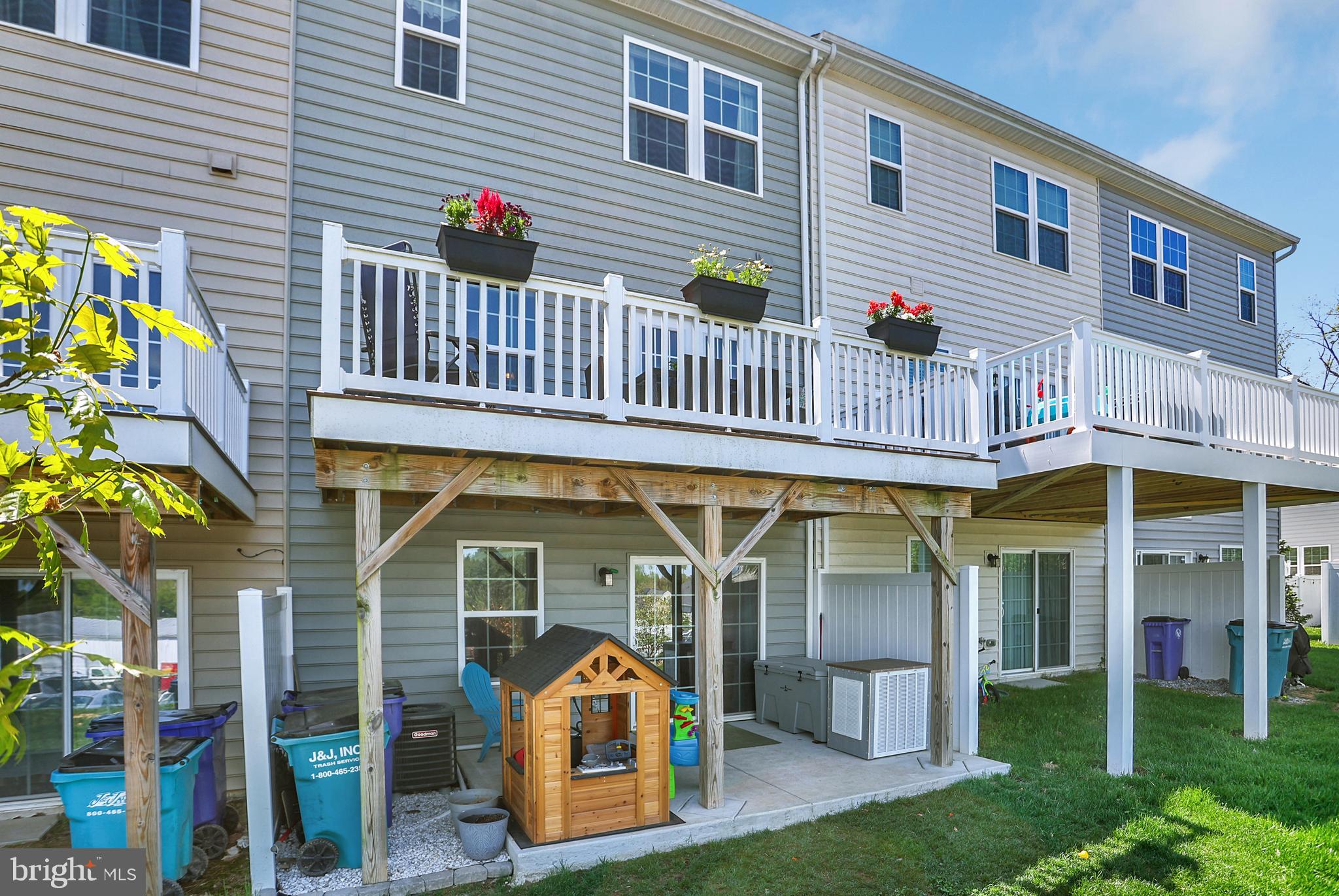 HOLLY RIDGE - Residential