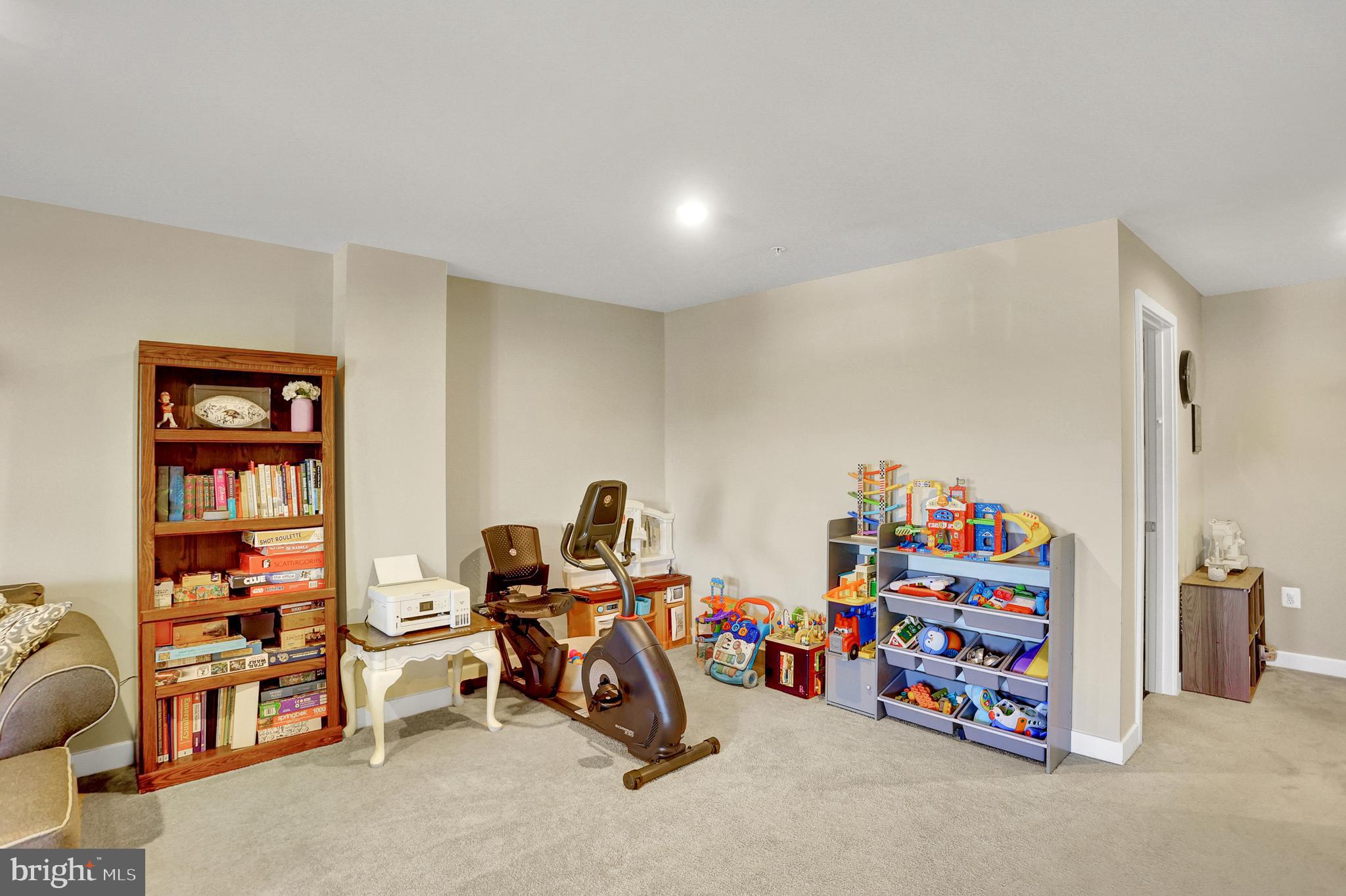 HOLLY RIDGE - Residential