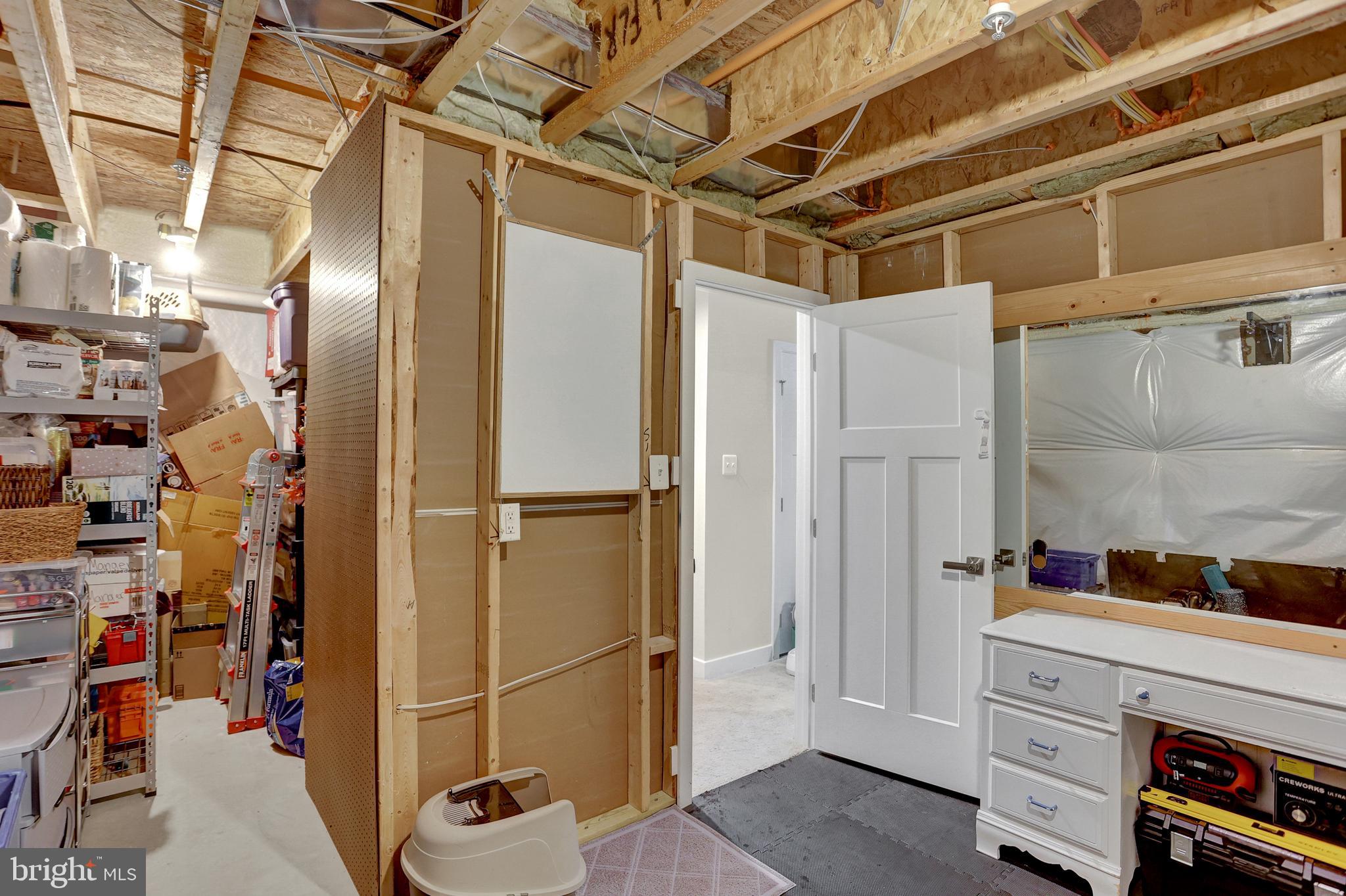 HOLLY RIDGE - Residential