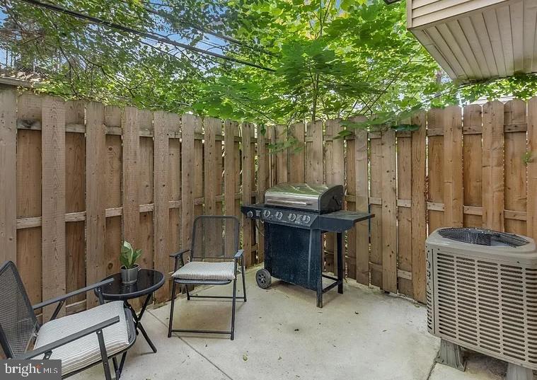 NEWBOLD - Residential Lease