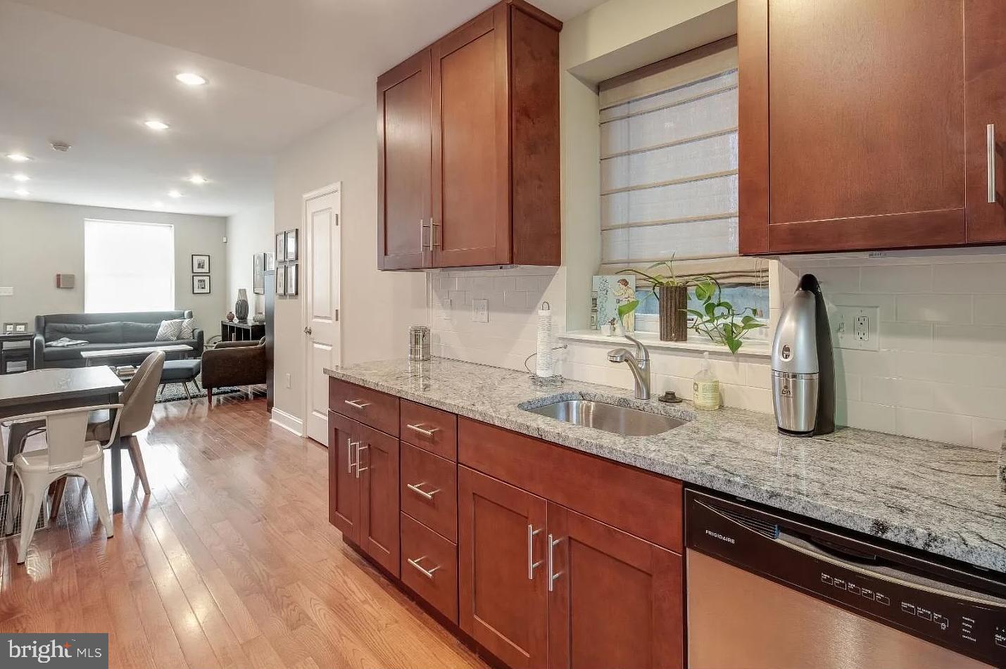 NEWBOLD - Residential Lease