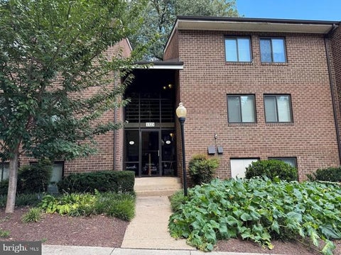 Condo For Rent - 1523 Northgate Square<br/> RESTON, VA 20190