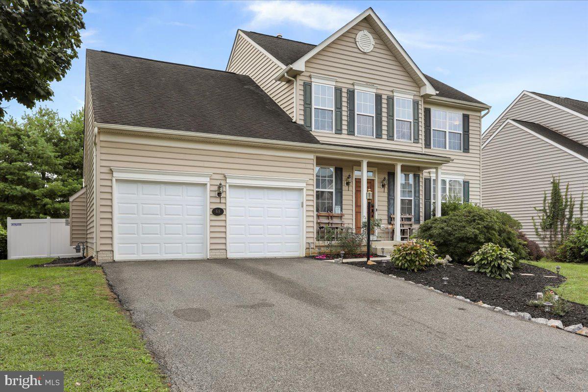 THE VILLAGE OF WASHINGTON TRAIL WEST - Residential