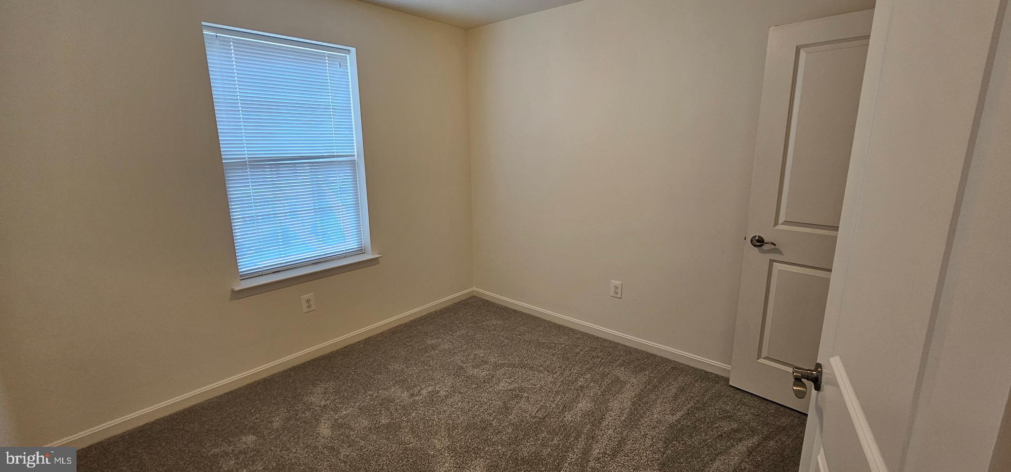 FRANKLIN POINT AT DEERBORNE - Residential Lease