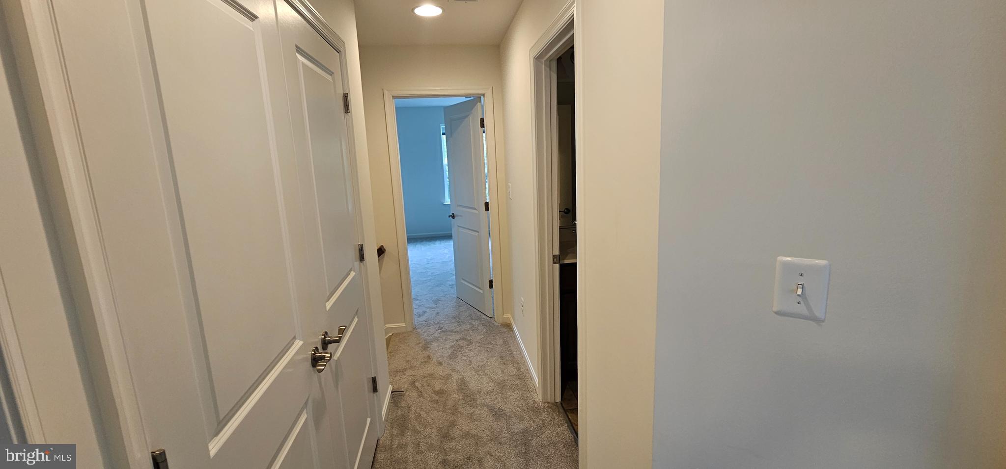 FRANKLIN POINT AT DEERBORNE - Residential Lease