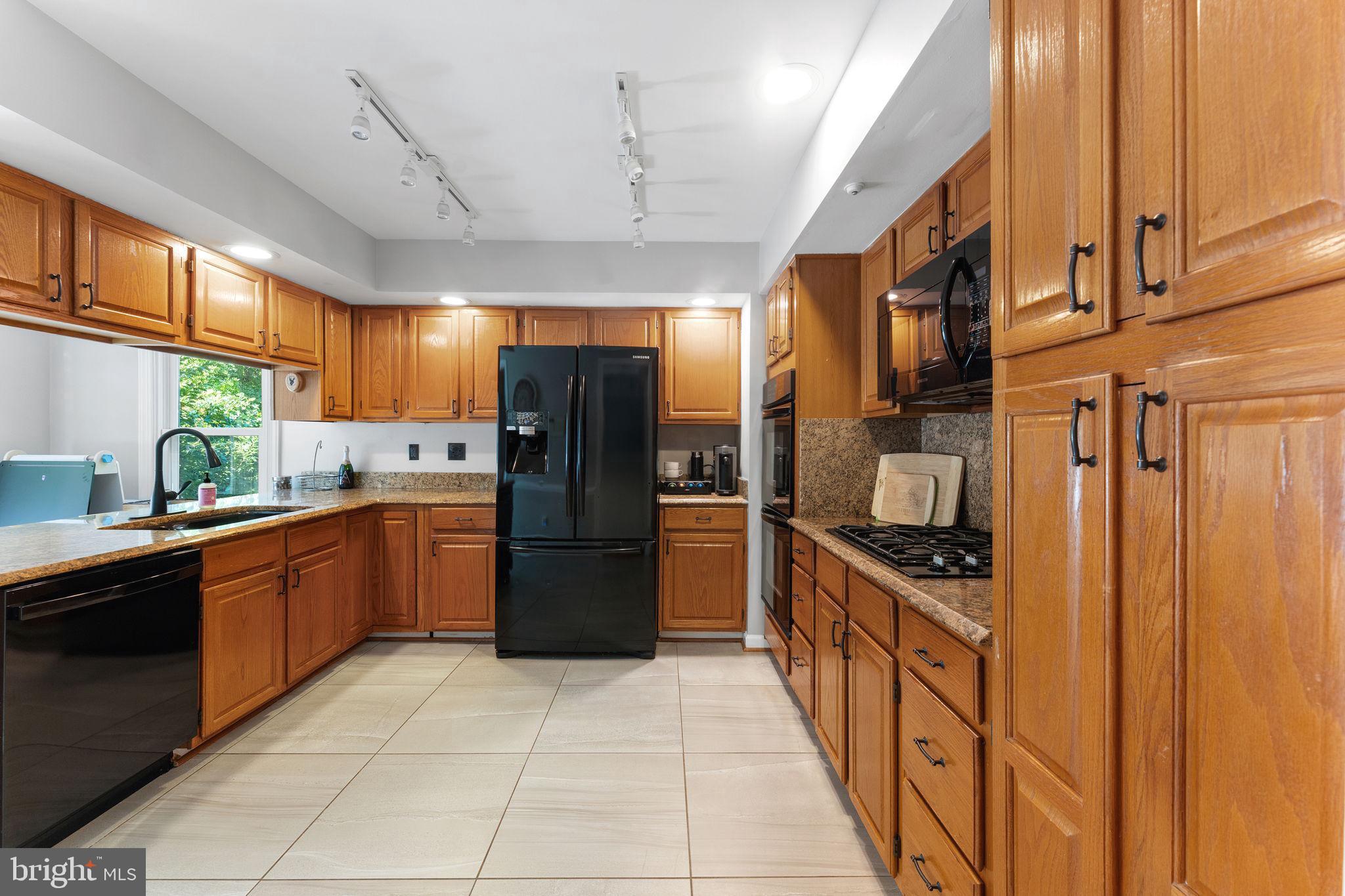 WESTRIDGE - Residential