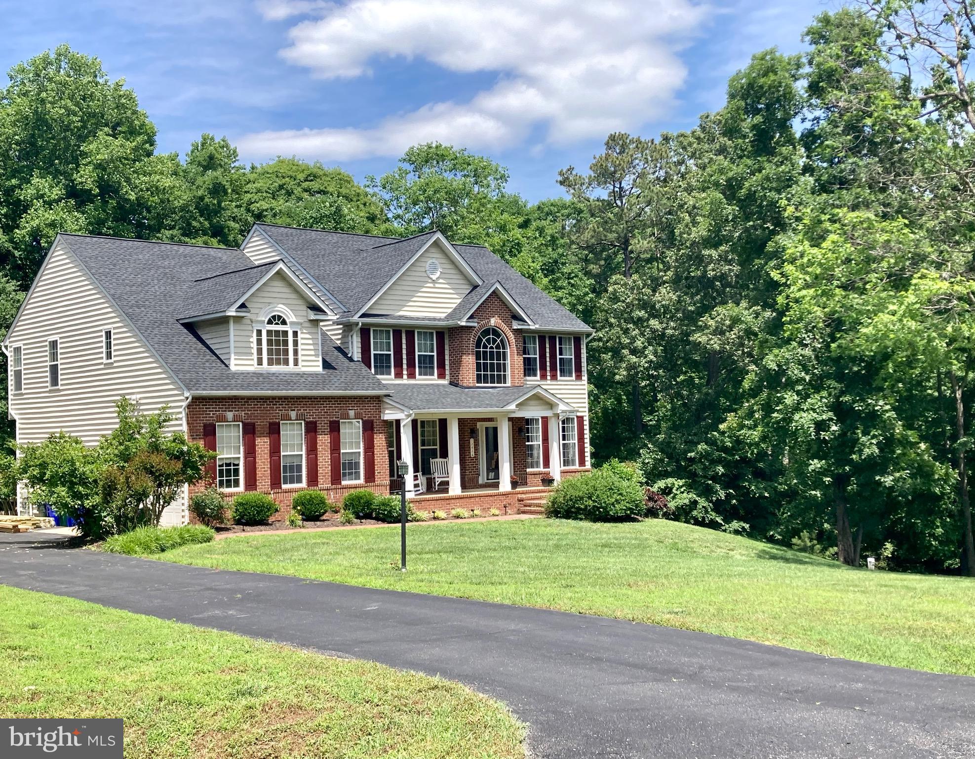 WHISPER CREEK SUB - Residential