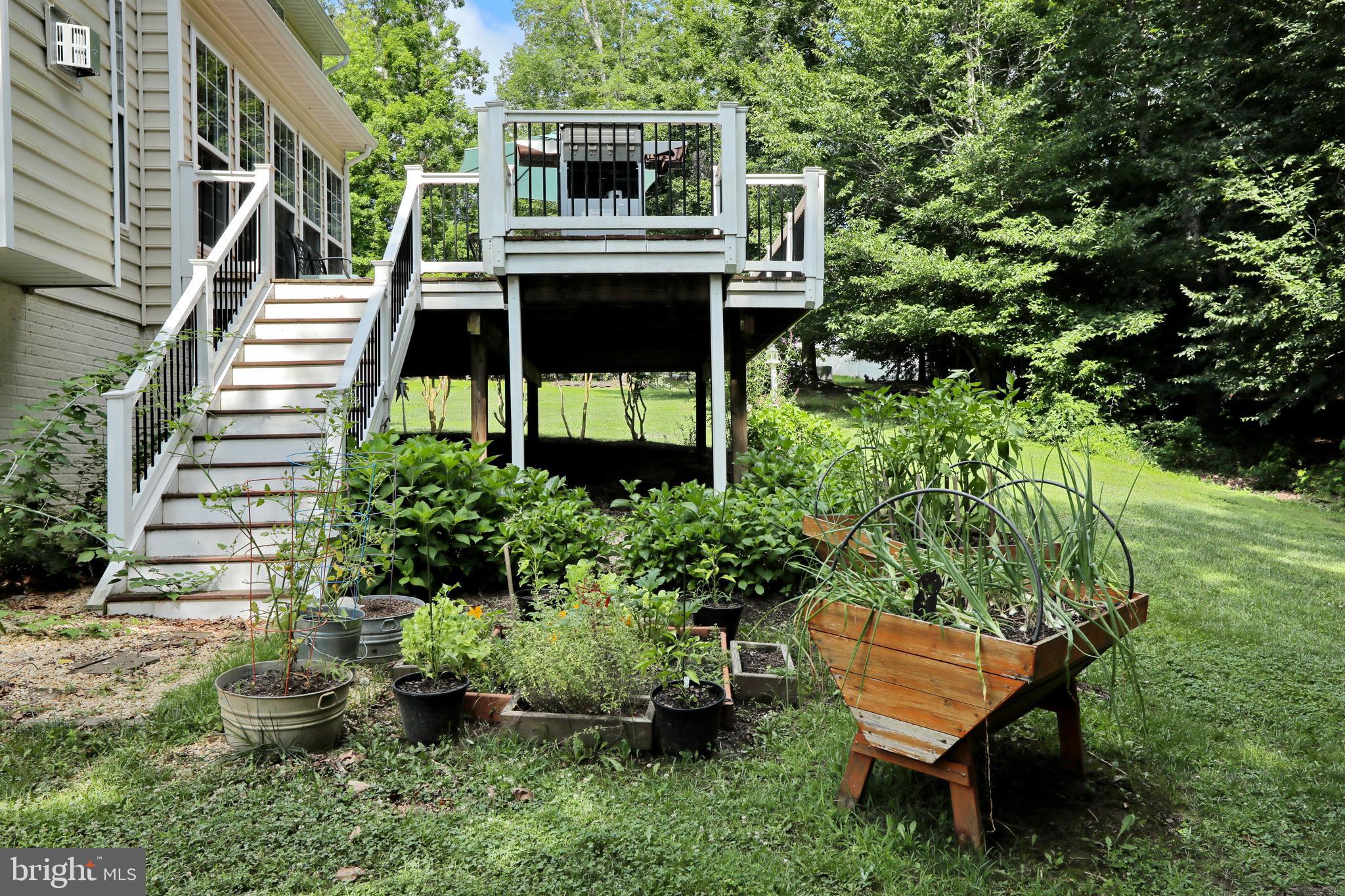 WHISPER CREEK SUB - Residential