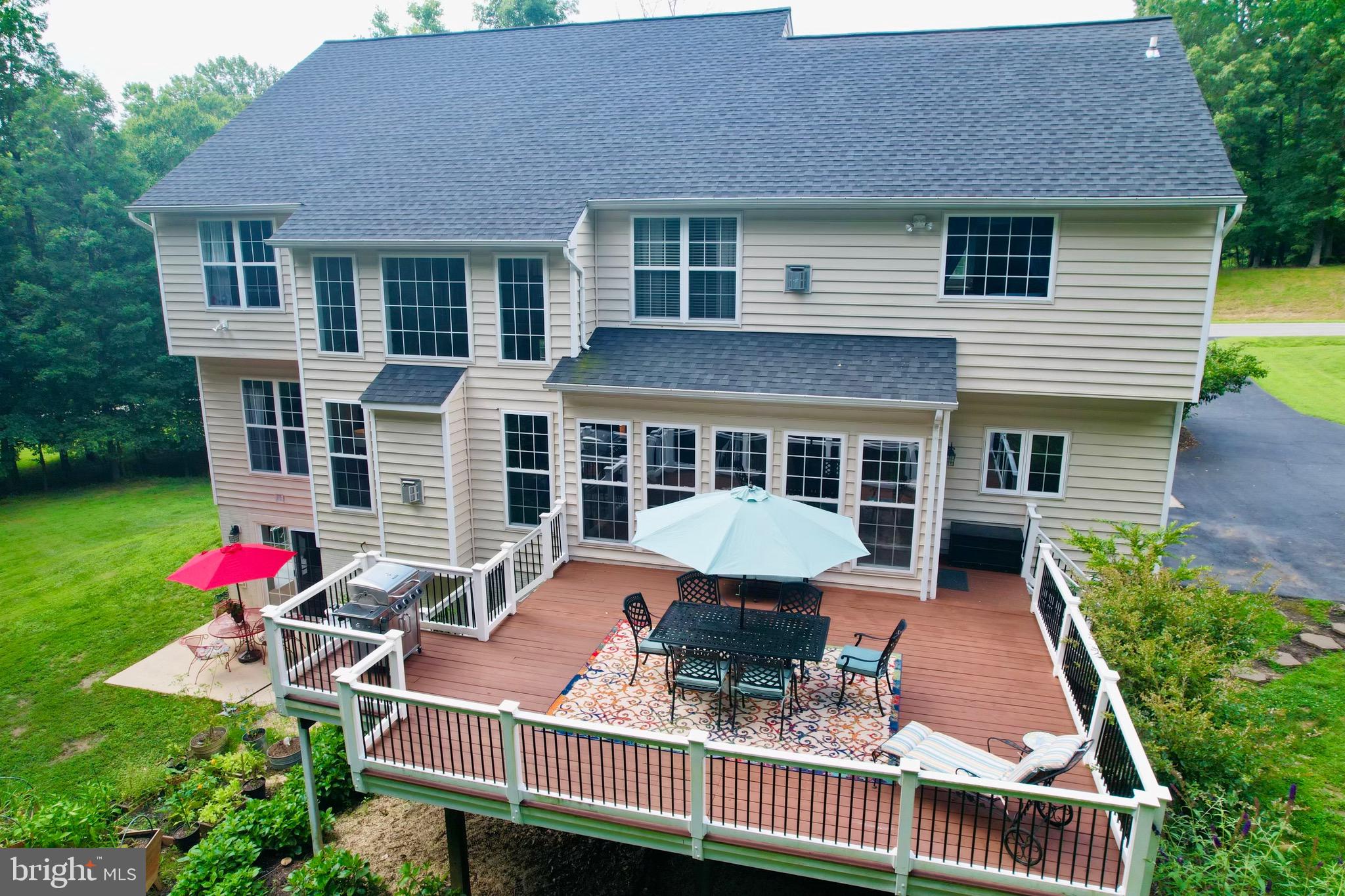 WHISPER CREEK SUB - Residential