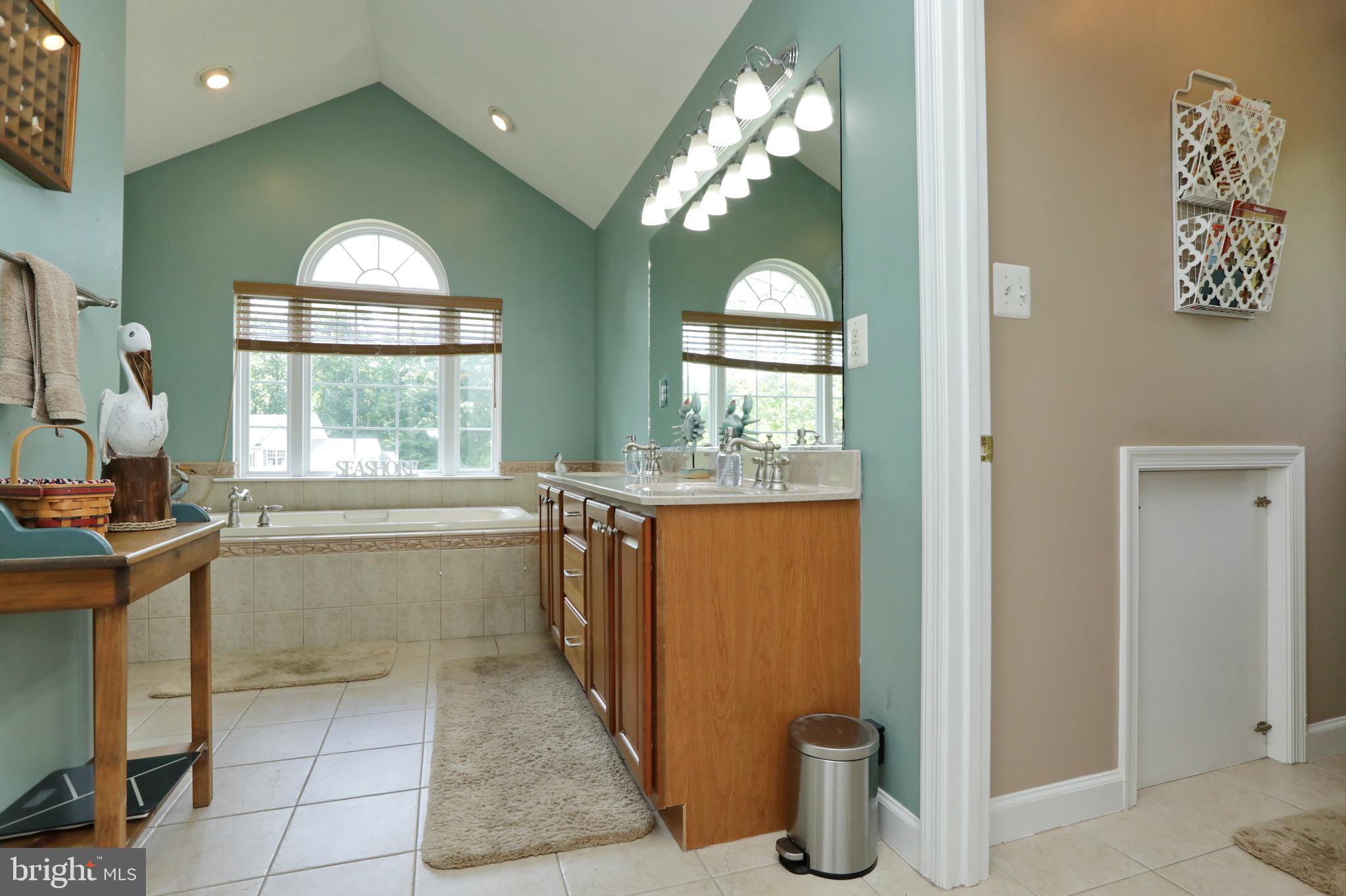 WHISPER CREEK SUB - Residential