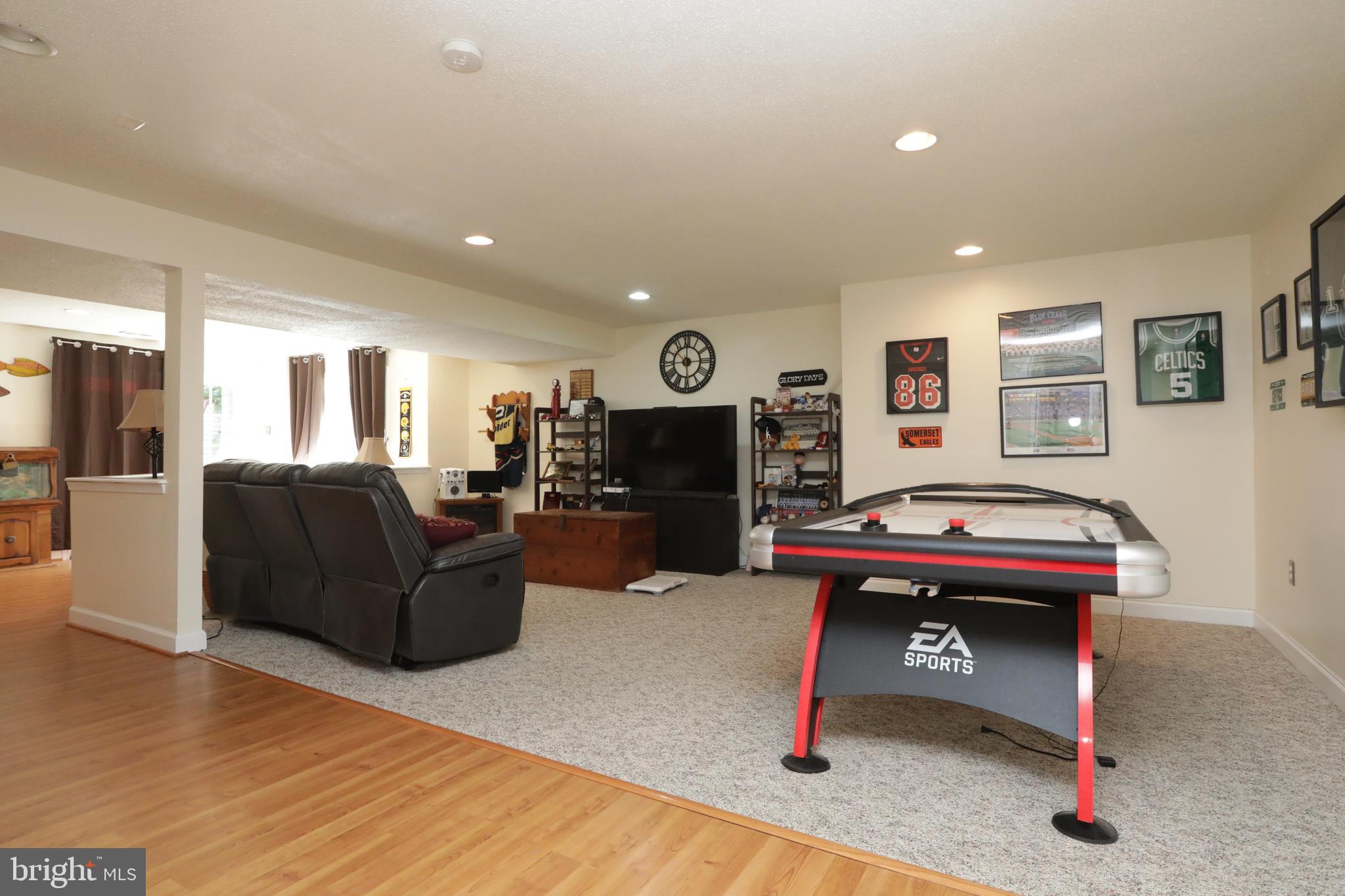 WHISPER CREEK SUB - Residential