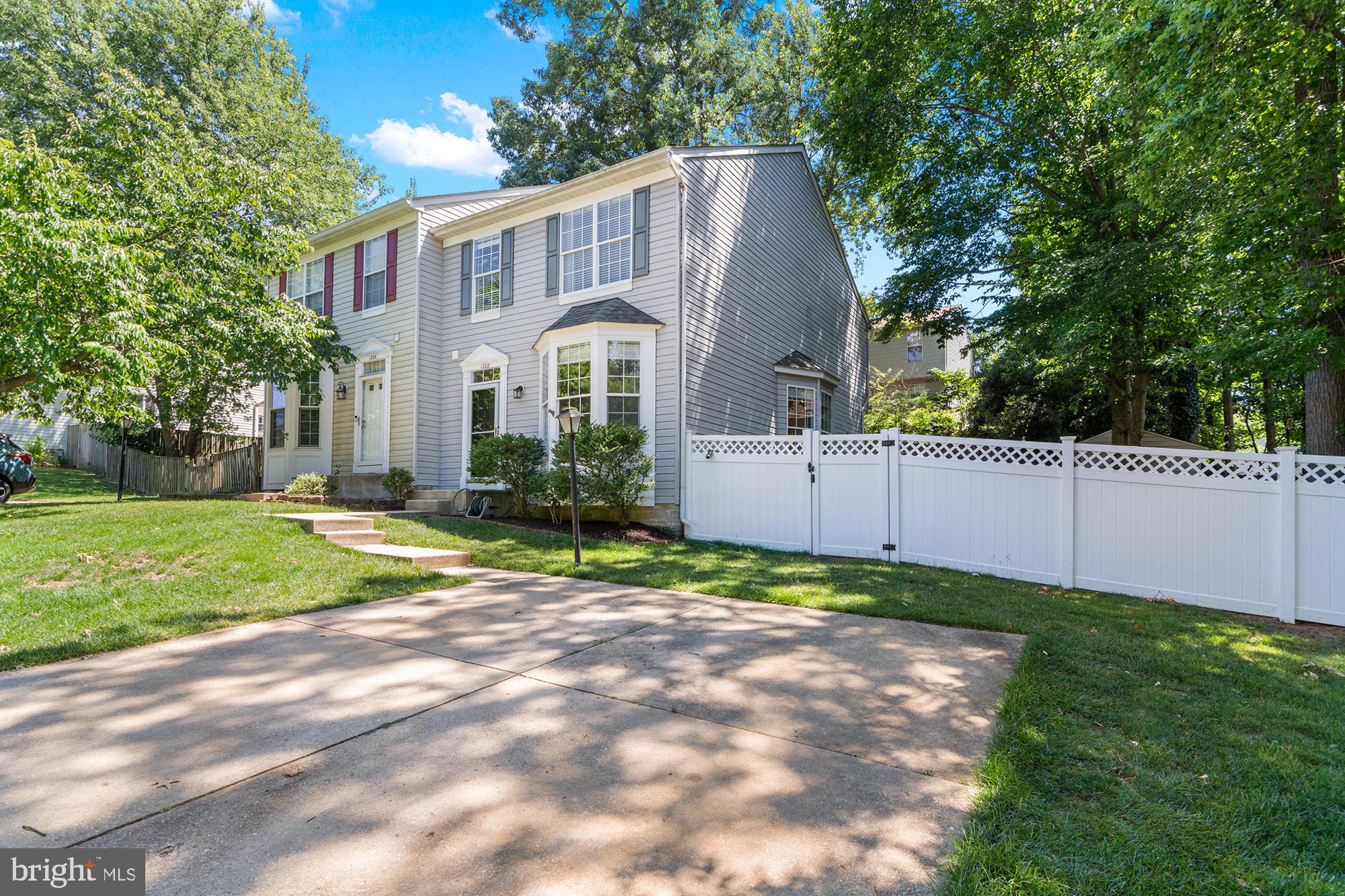 1208 GREYSWOOD ROAD