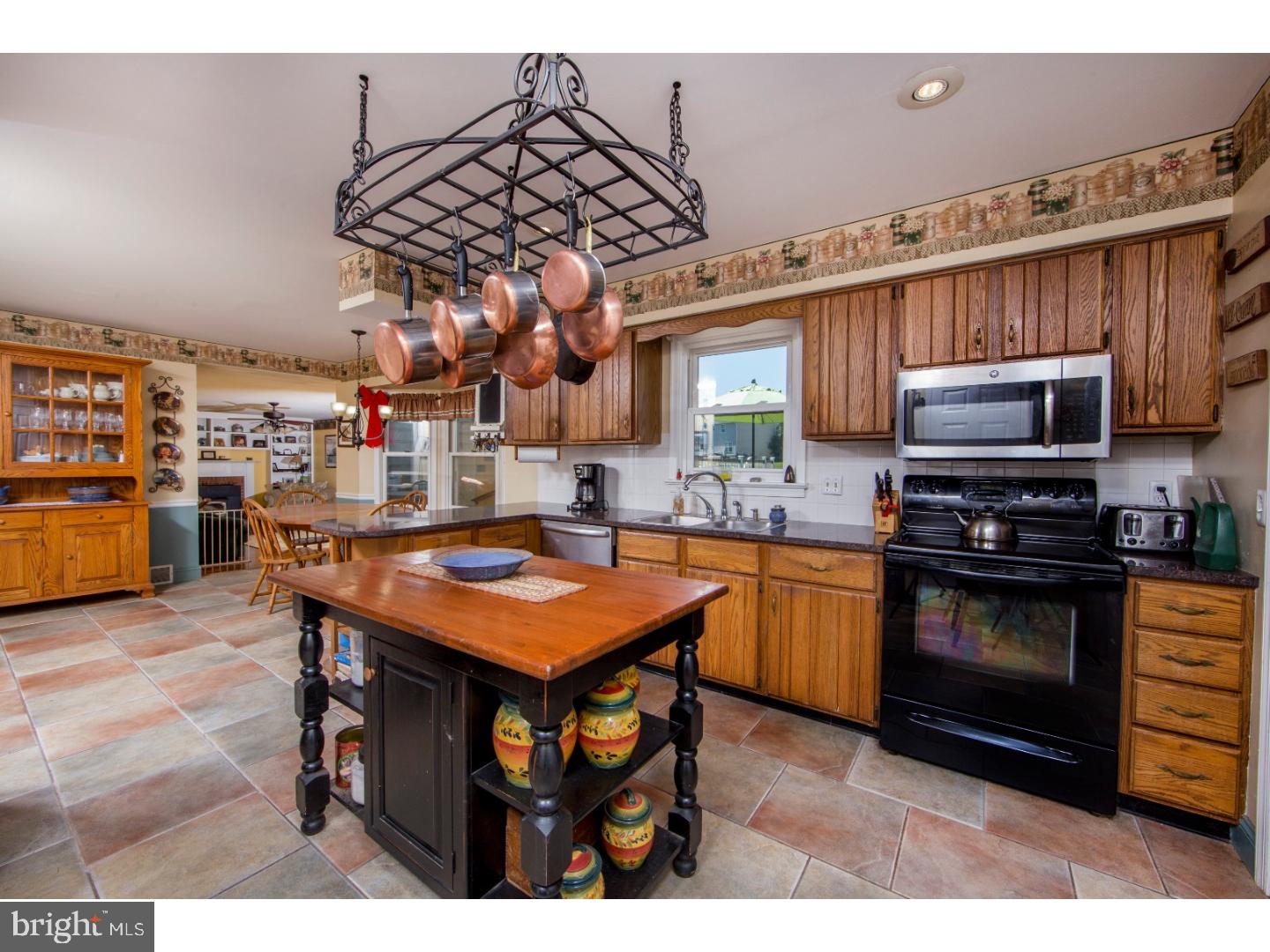 PLEASANT MDWS - Residential