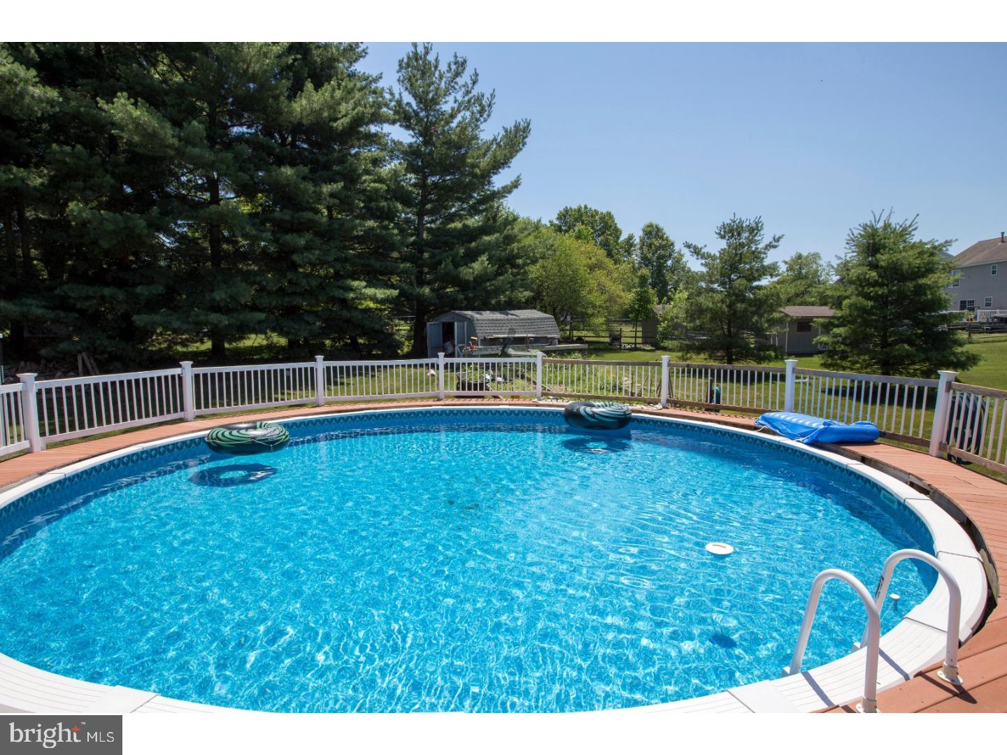 PLEASANT MDWS - Residential