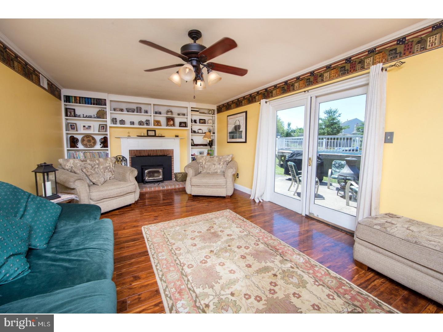 PLEASANT MDWS - Residential