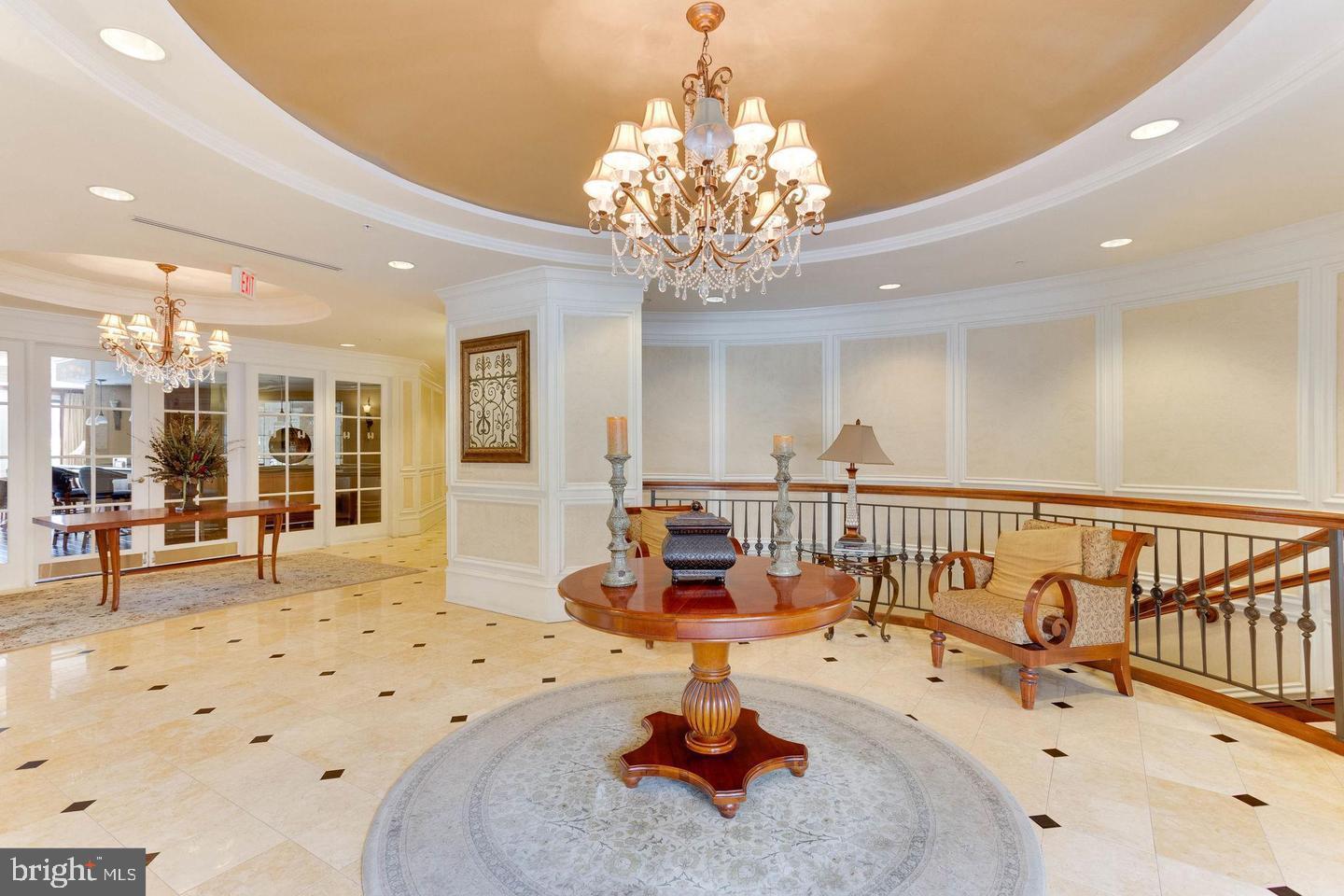 HALSTEAD AT THE METRO - Residential